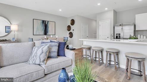 THE TOWNES AT CAMBRIDGE - Residential