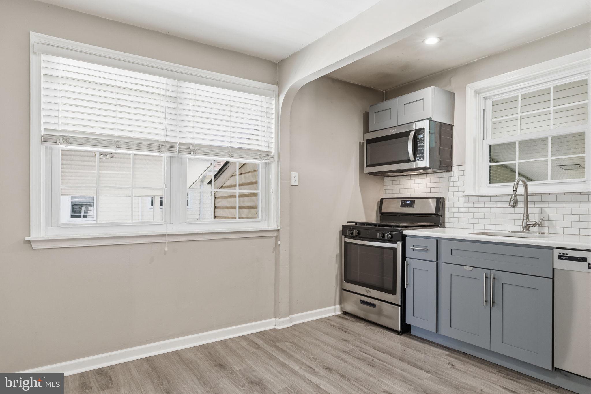FOX CHASE - Residential
