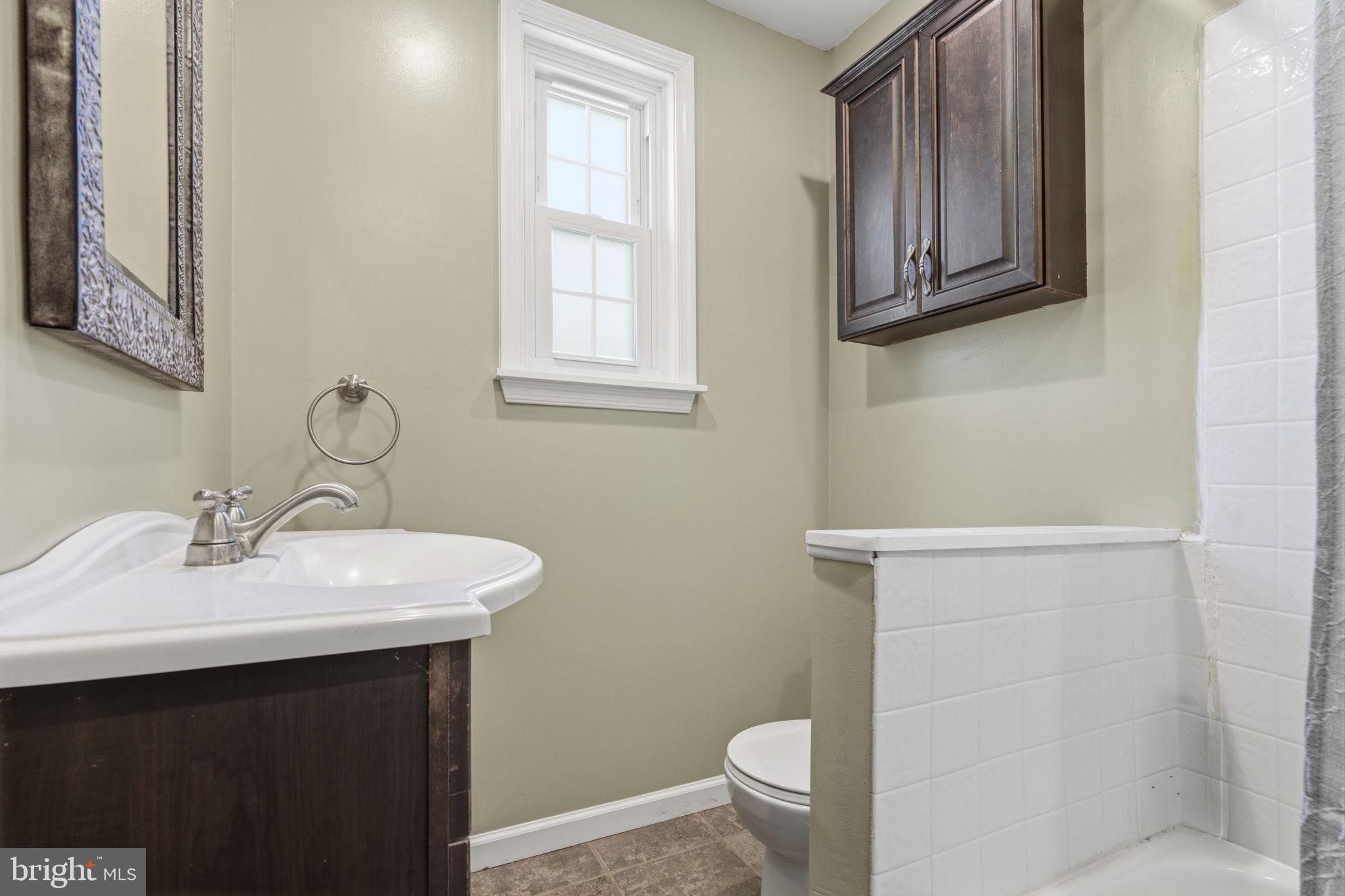 FOX CHASE - Residential