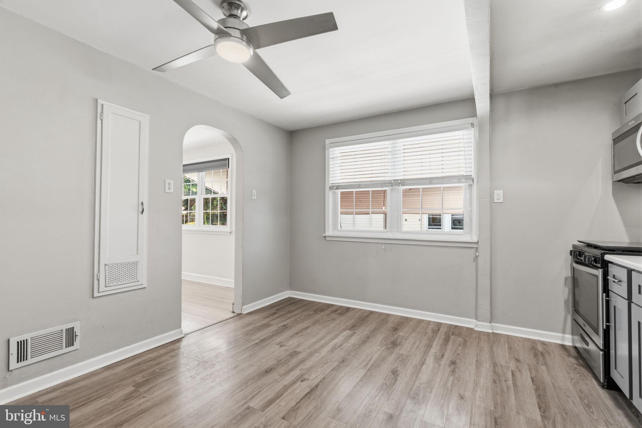 FOX CHASE - Residential