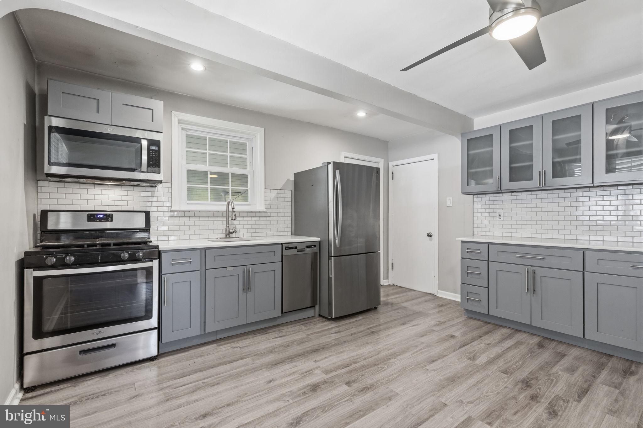 FOX CHASE - Residential