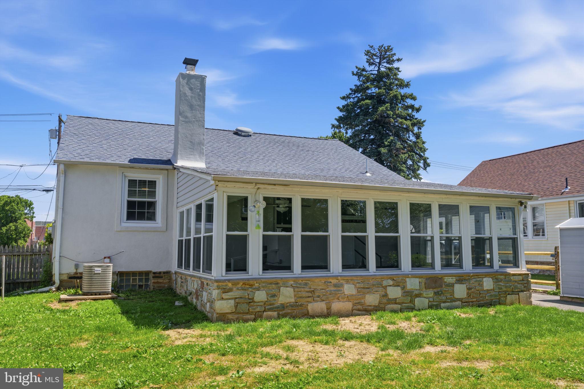 FOX CHASE - Residential