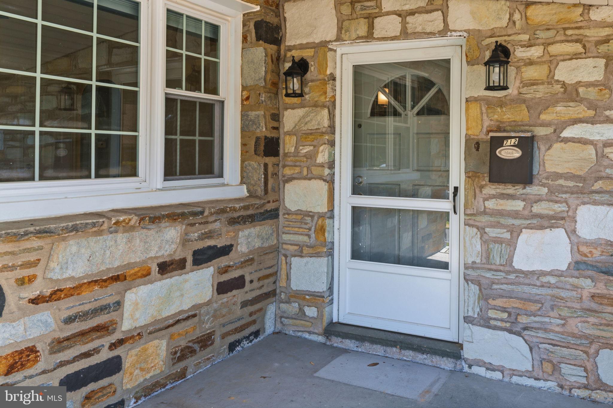 FOX CHASE - Residential