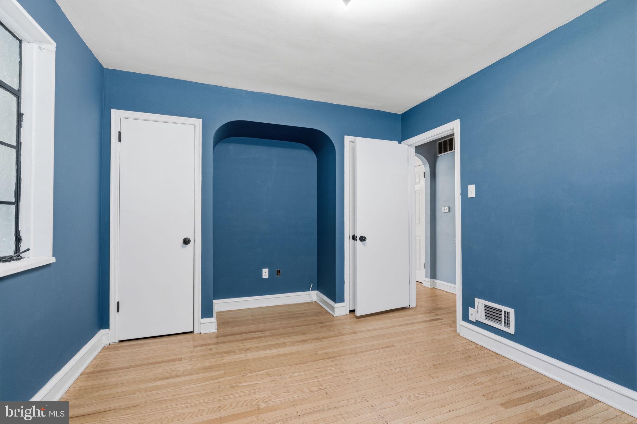 FOX CHASE - Residential