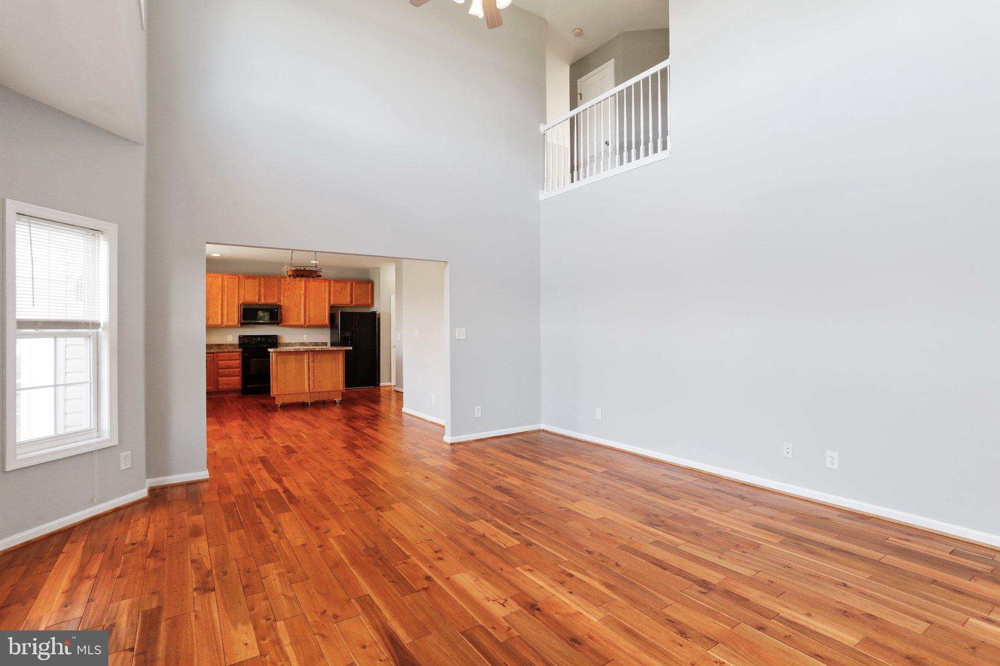 APPLE KNOLLS - Residential