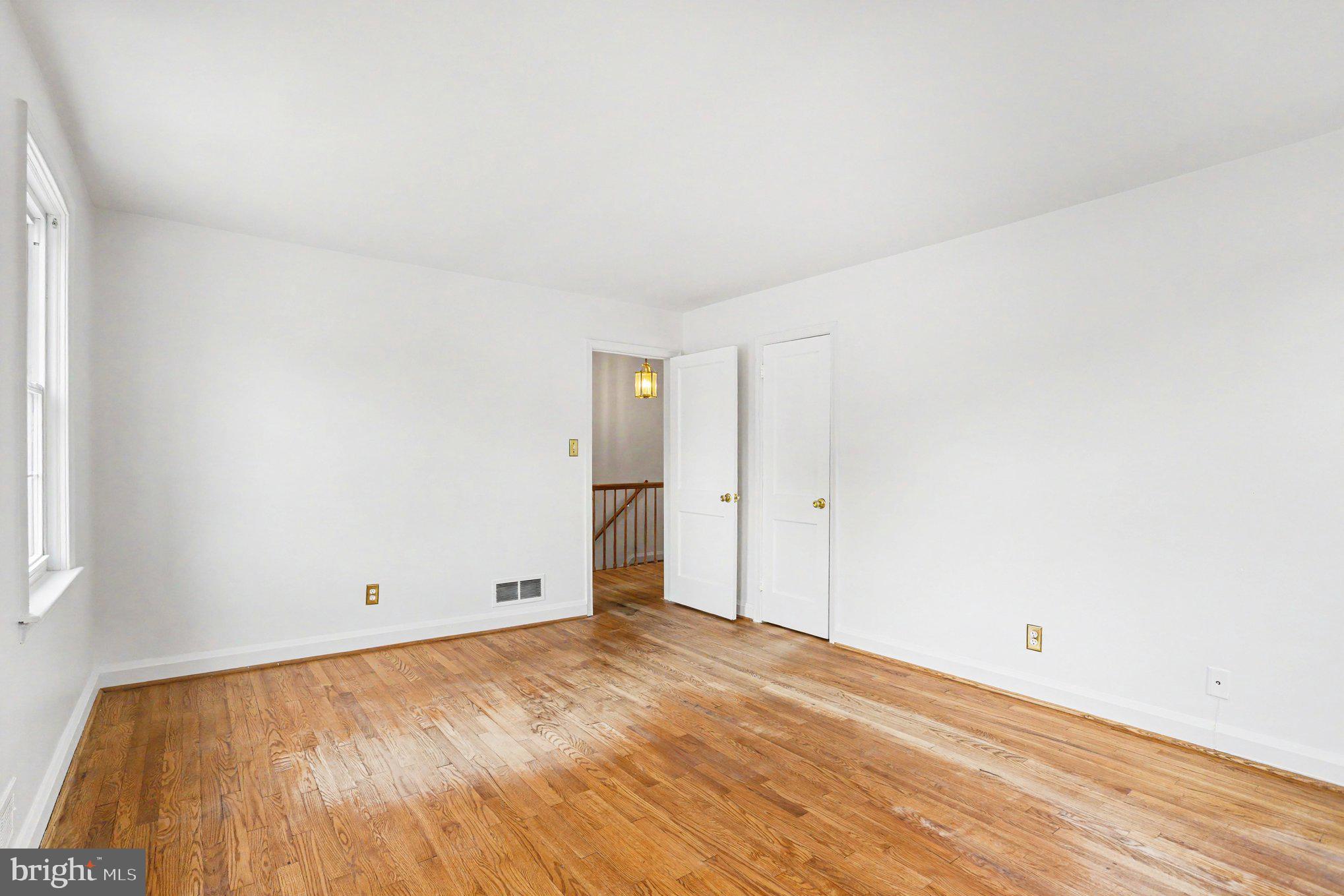 LOCH RAVEN MANOR - Residential