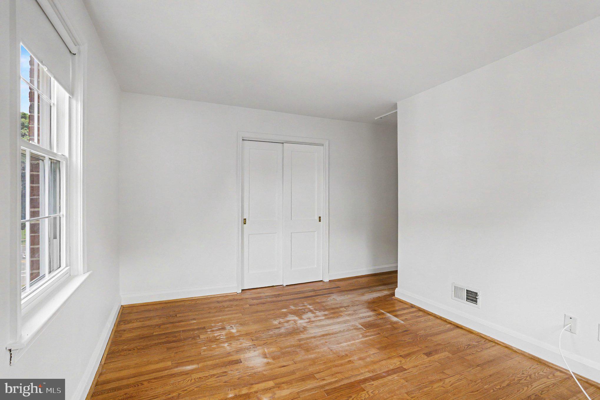 LOCH RAVEN MANOR - Residential