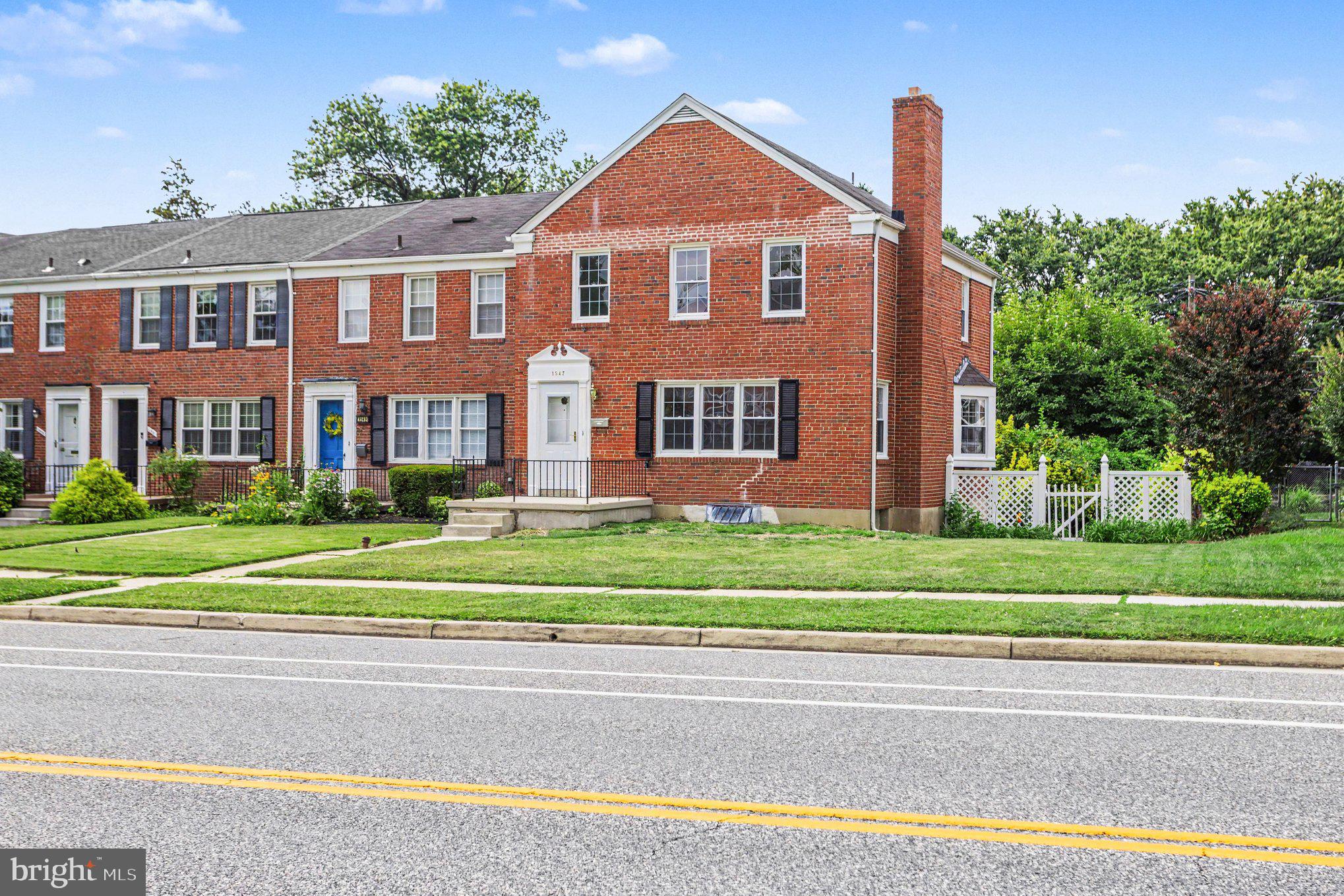 LOCH RAVEN MANOR - Residential