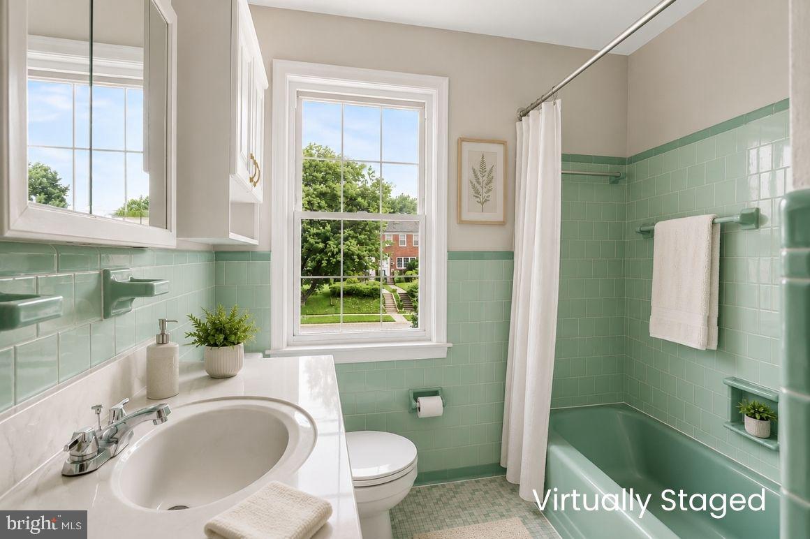 LOCH RAVEN MANOR - Residential