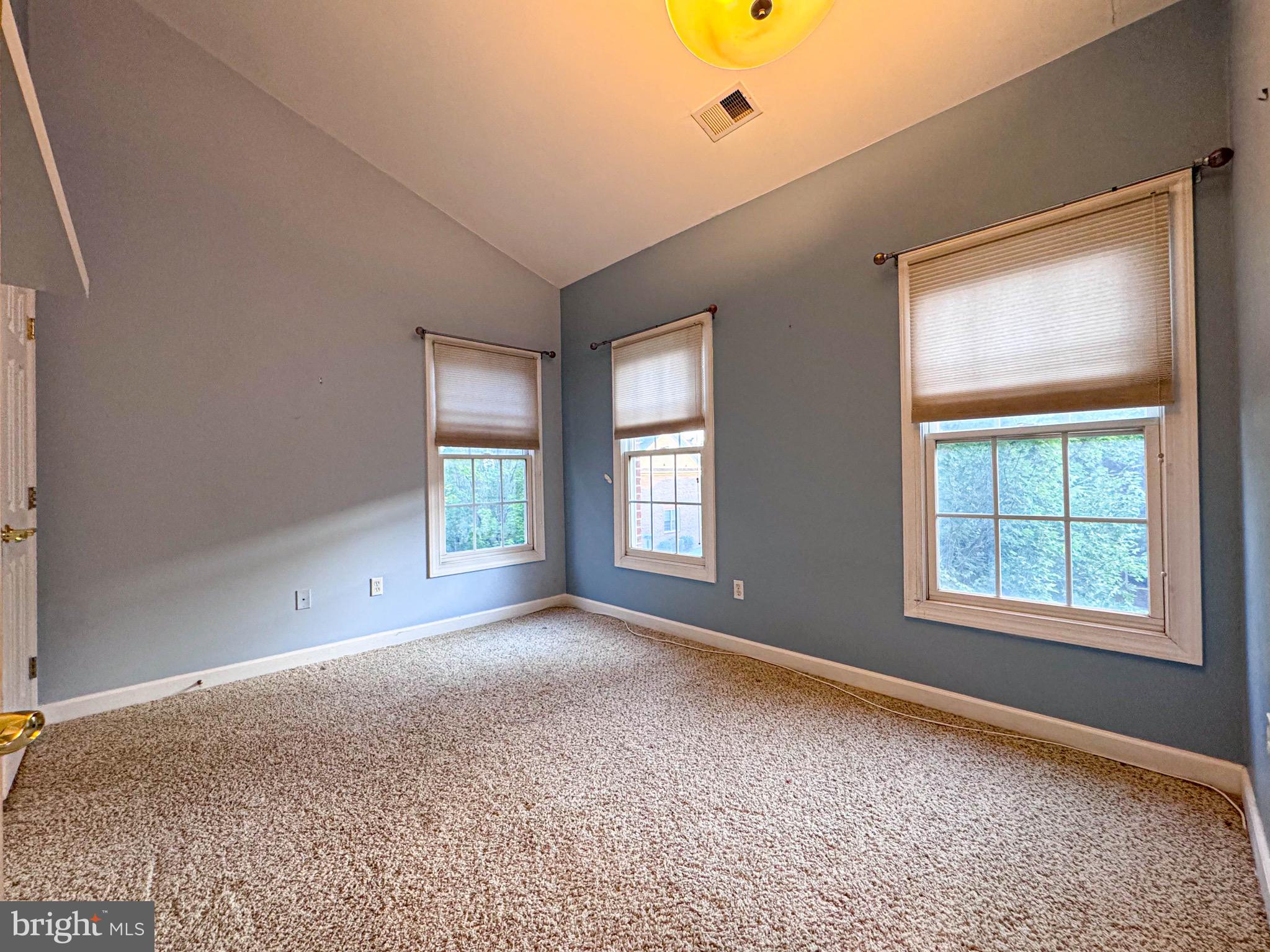 KING FARM - Residential