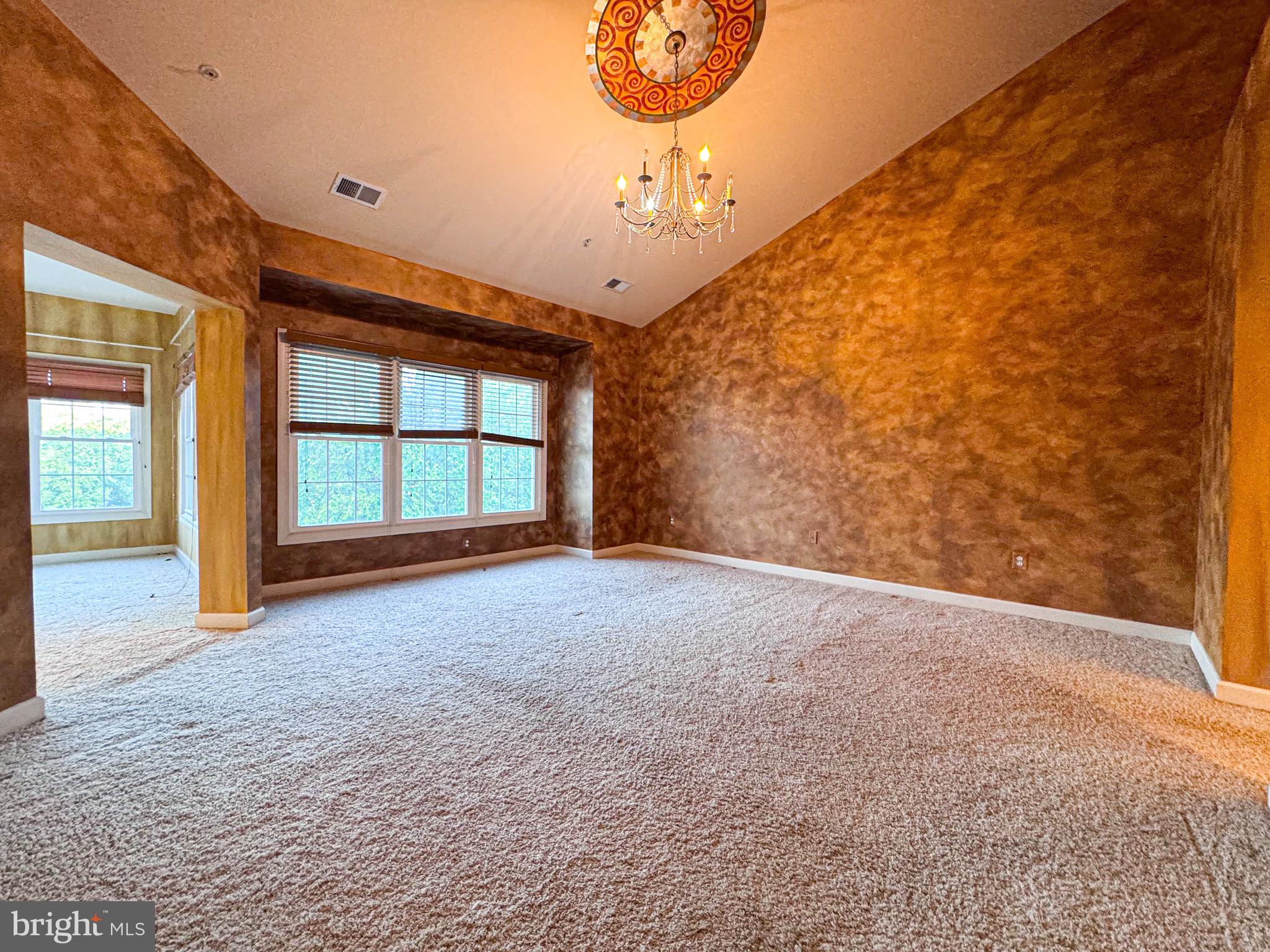 KING FARM - Residential