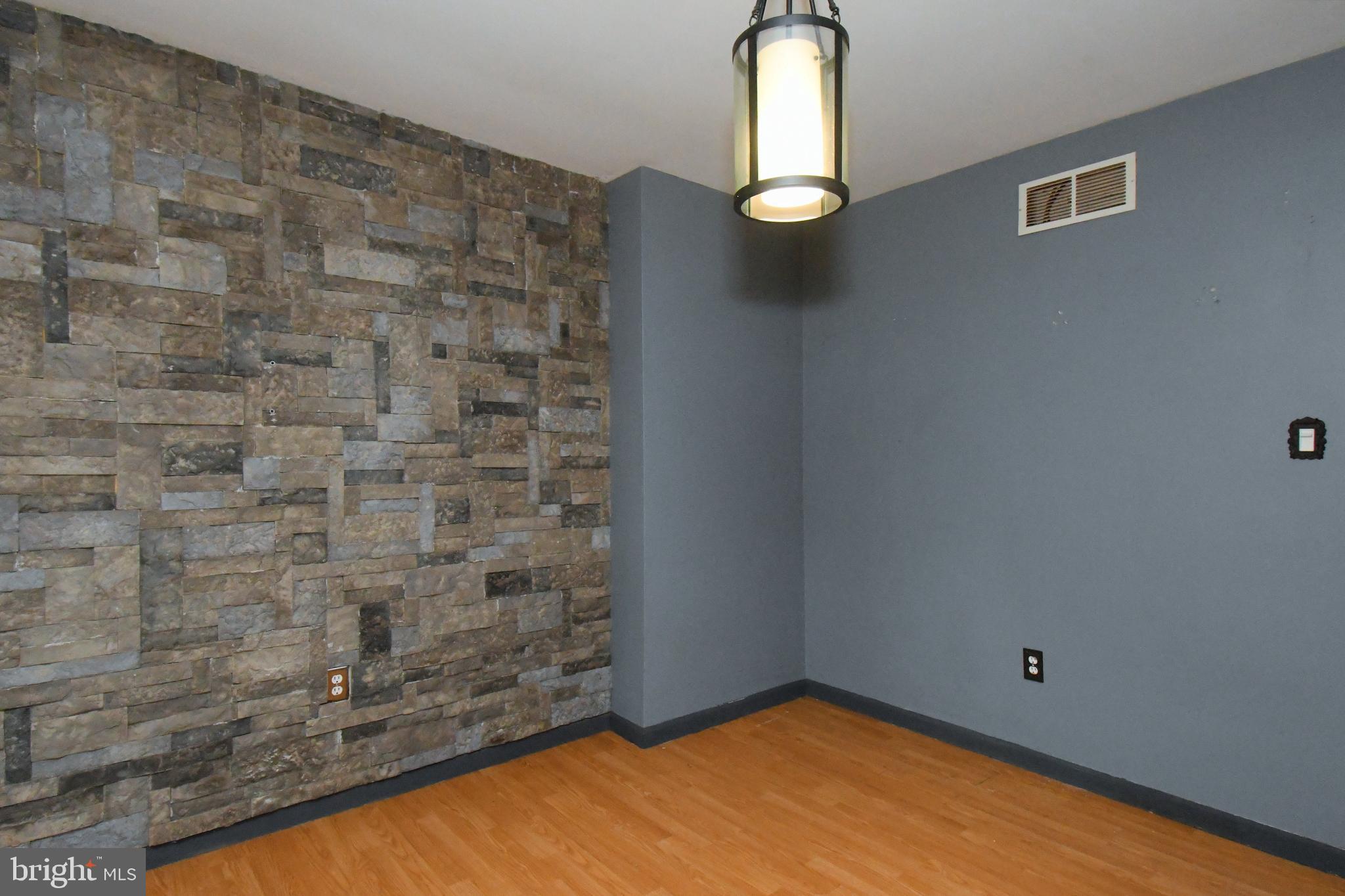 ROSEMORE ESTS - Residential