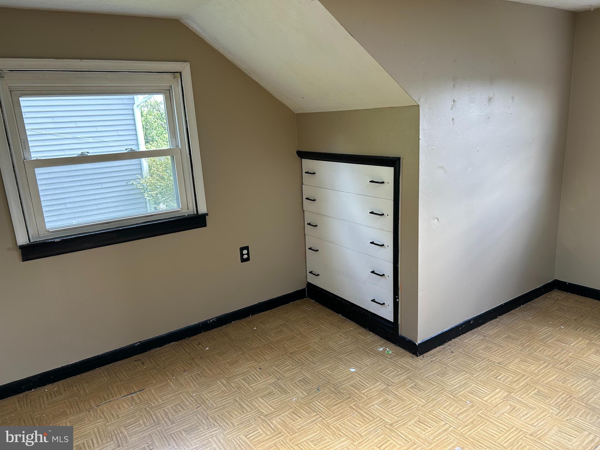 ROSEMORE ESTS - Residential