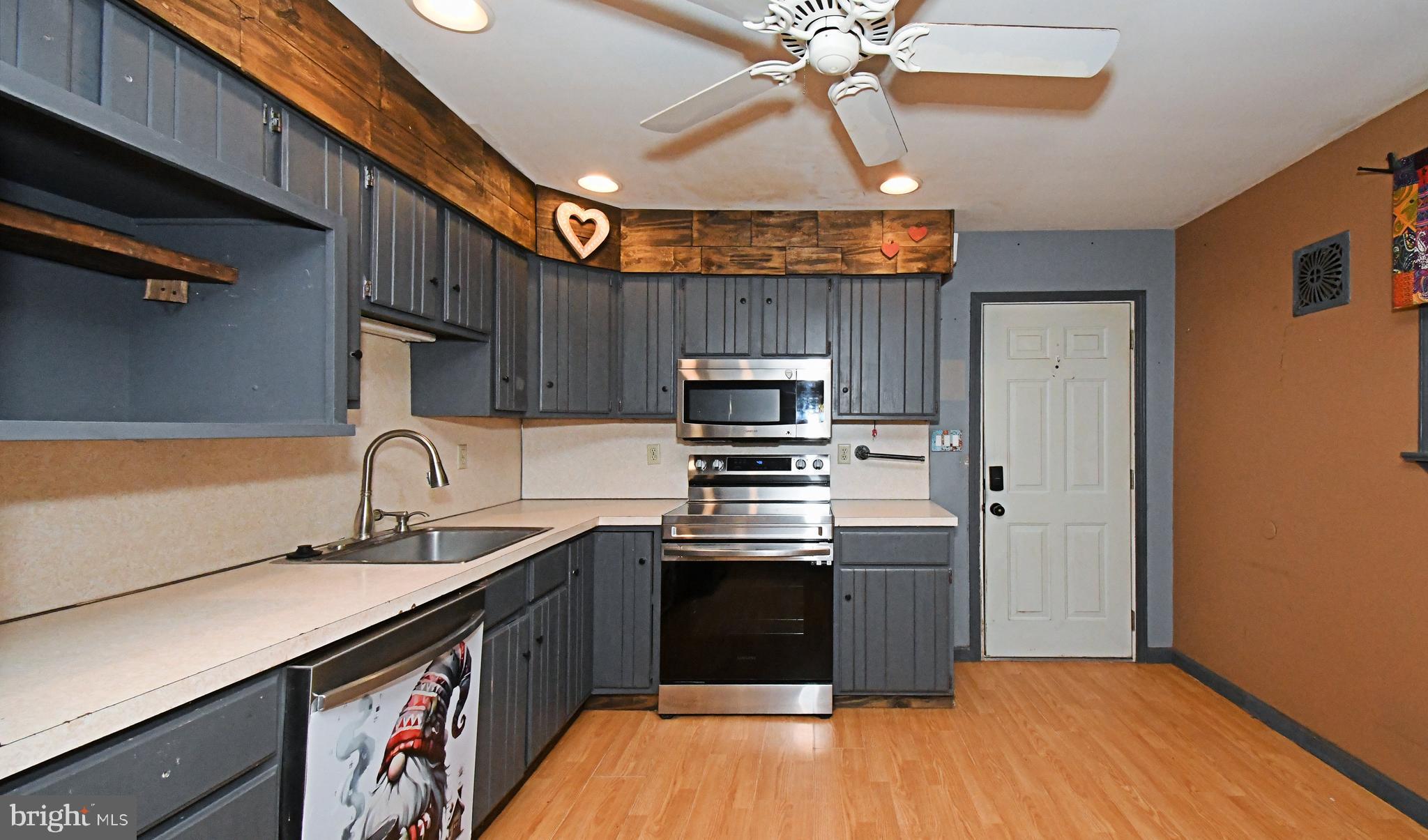 ROSEMORE ESTS - Residential