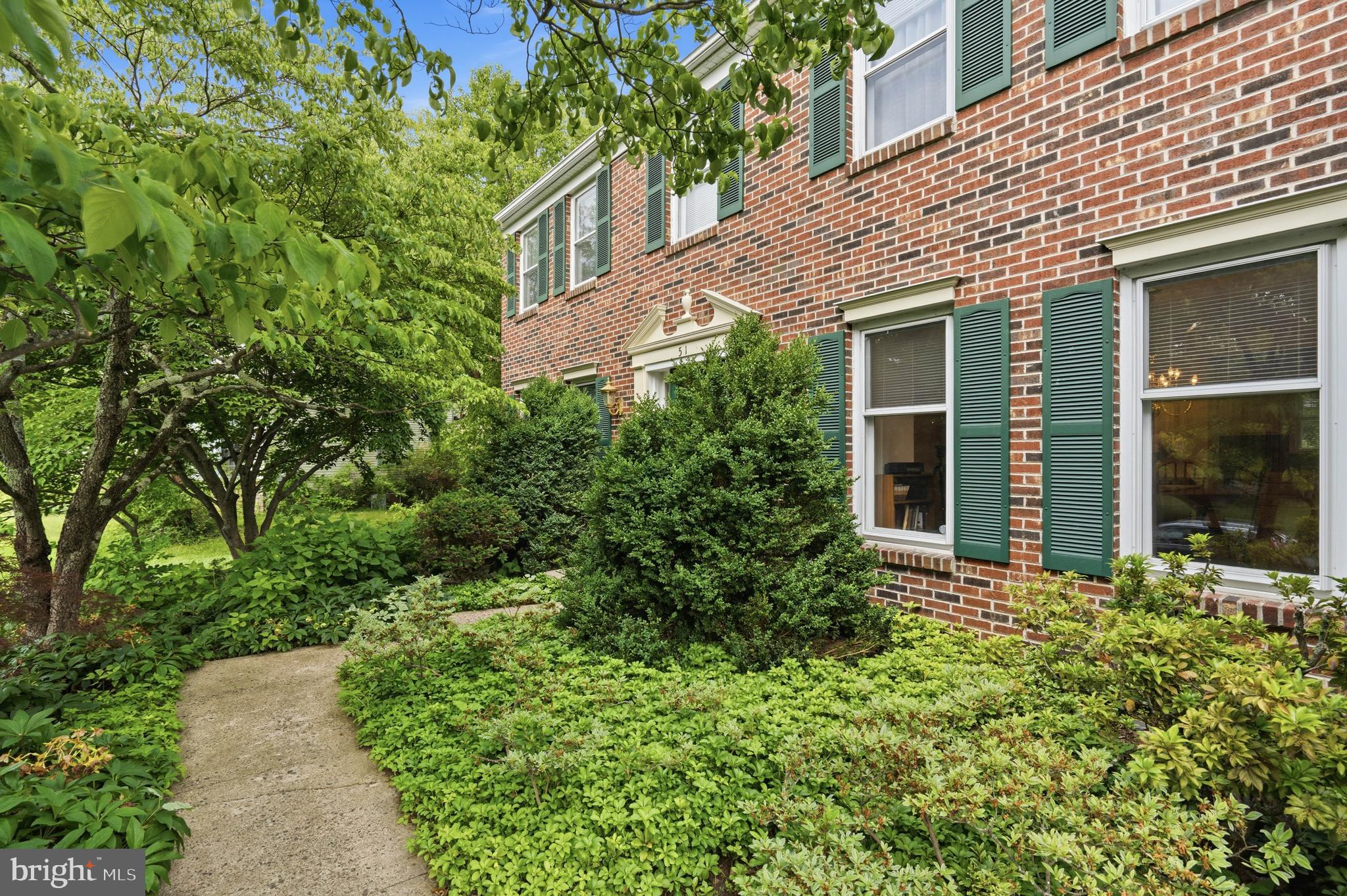 NEWTOWN GRANT - Residential