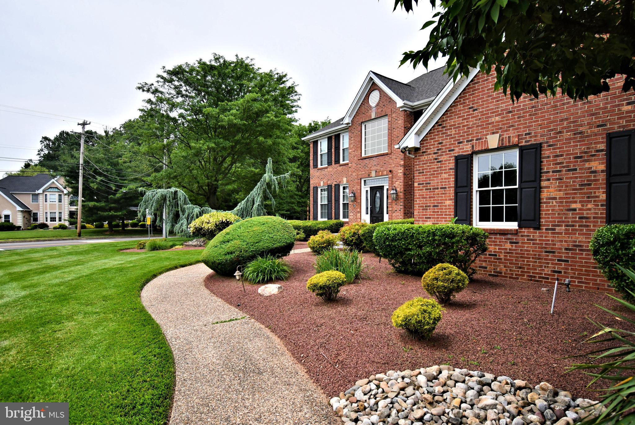 NORTHAMPTON CROSSG - Residential