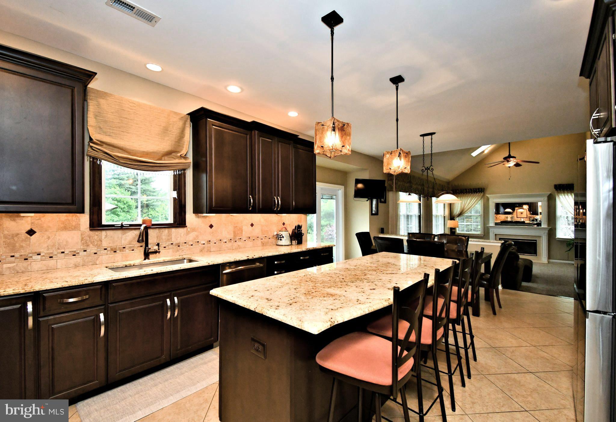 NORTHAMPTON CROSSG - Residential