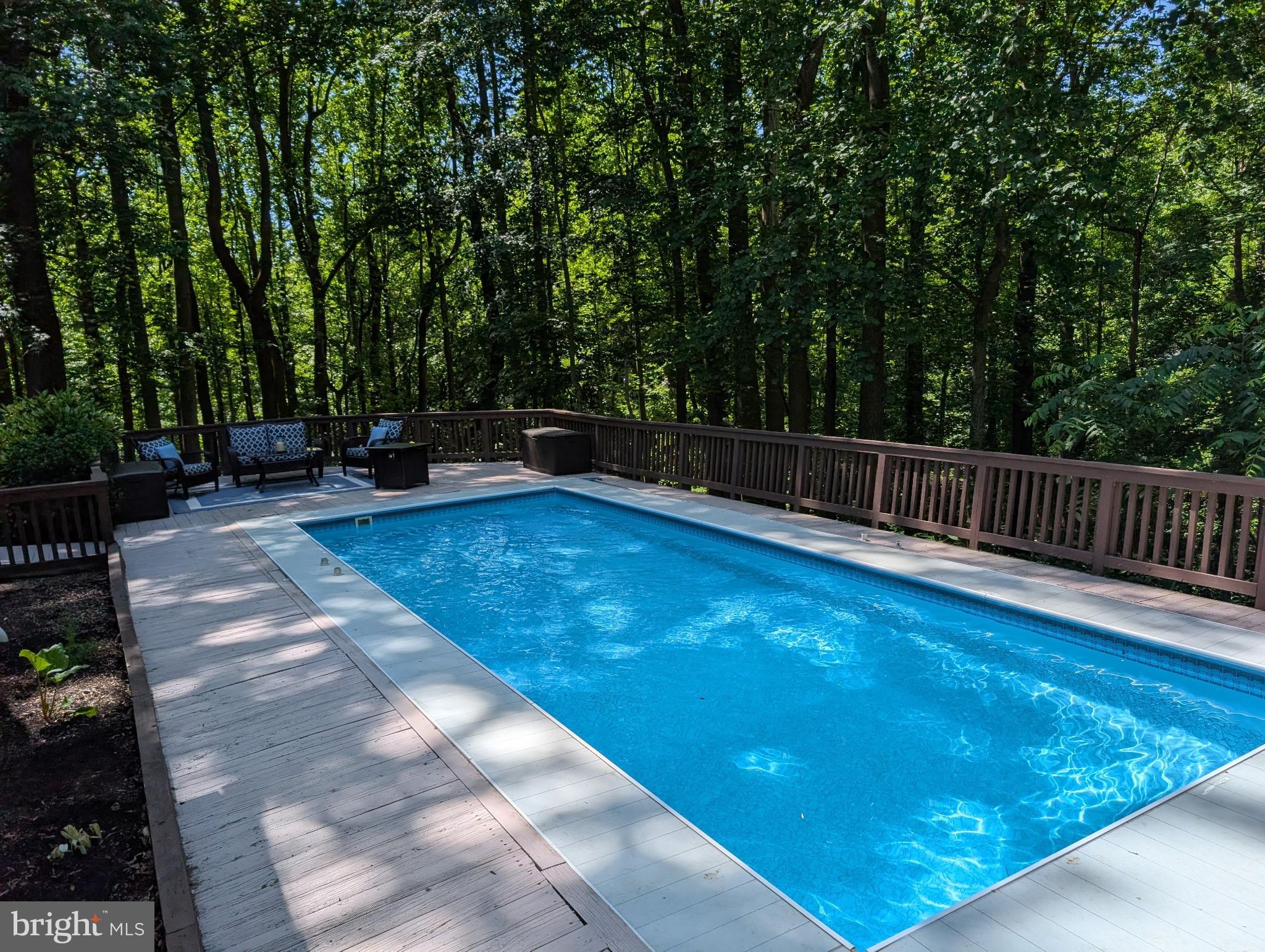 PINEWOOD ACRES - Residential