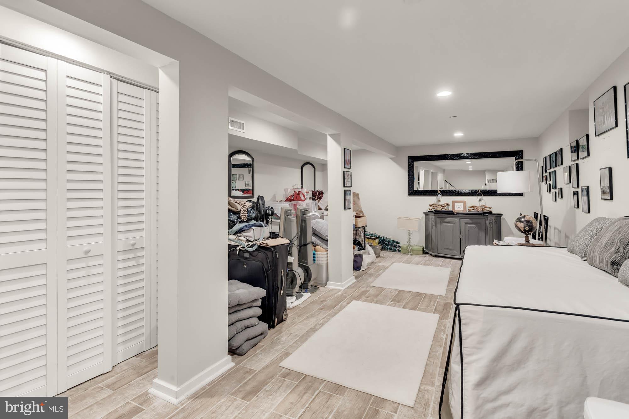 EASTPORT - Residential