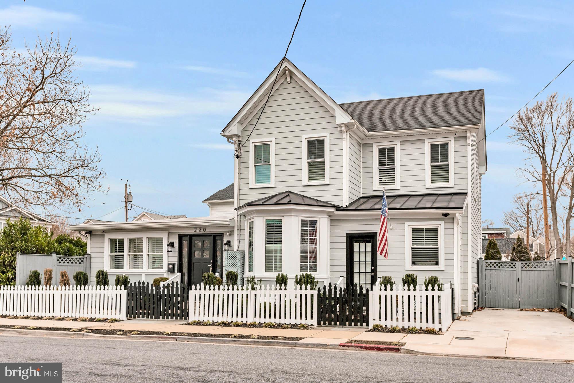 EASTPORT - Residential