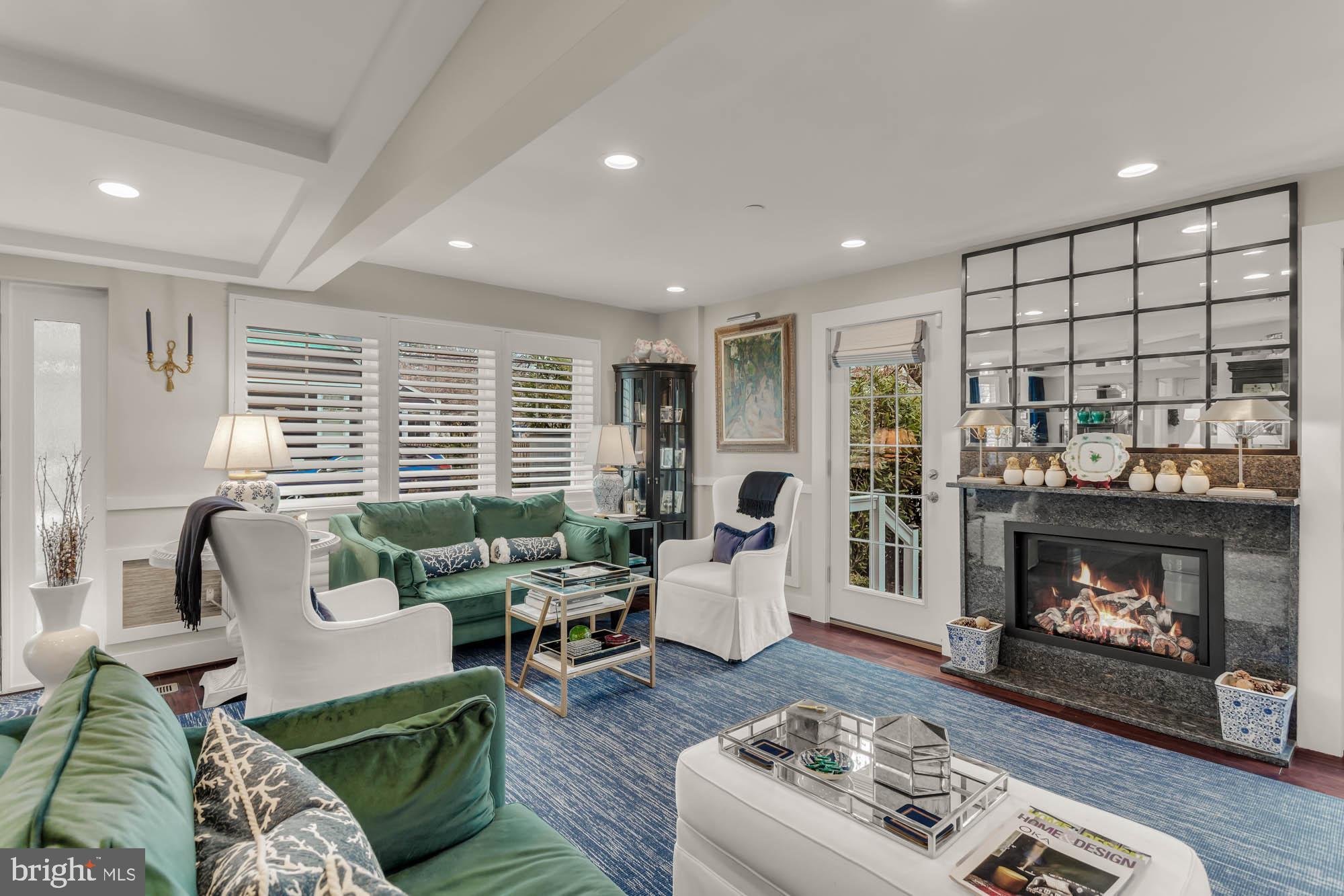 EASTPORT - Residential