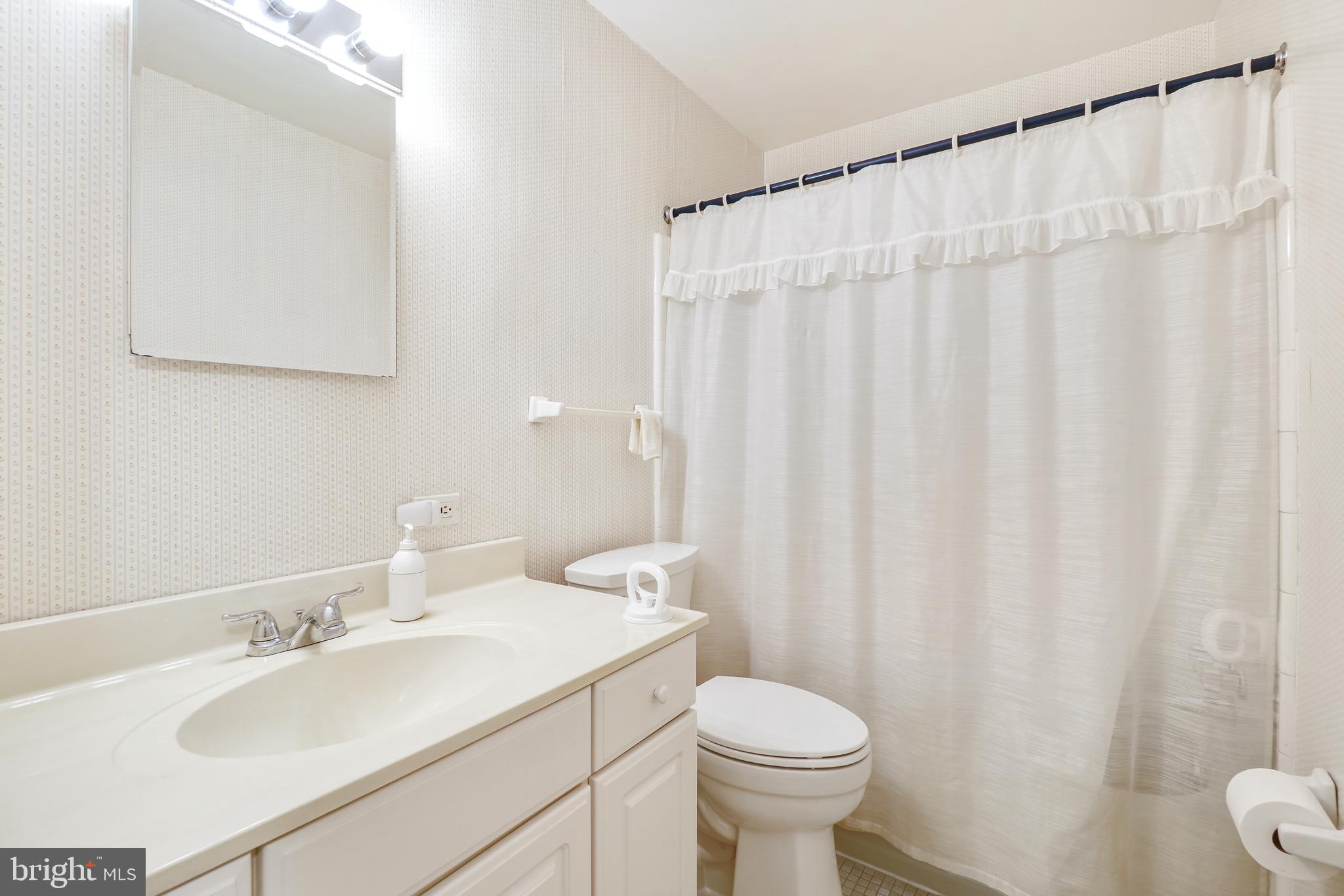 MILL CREEK TOWNE - Residential