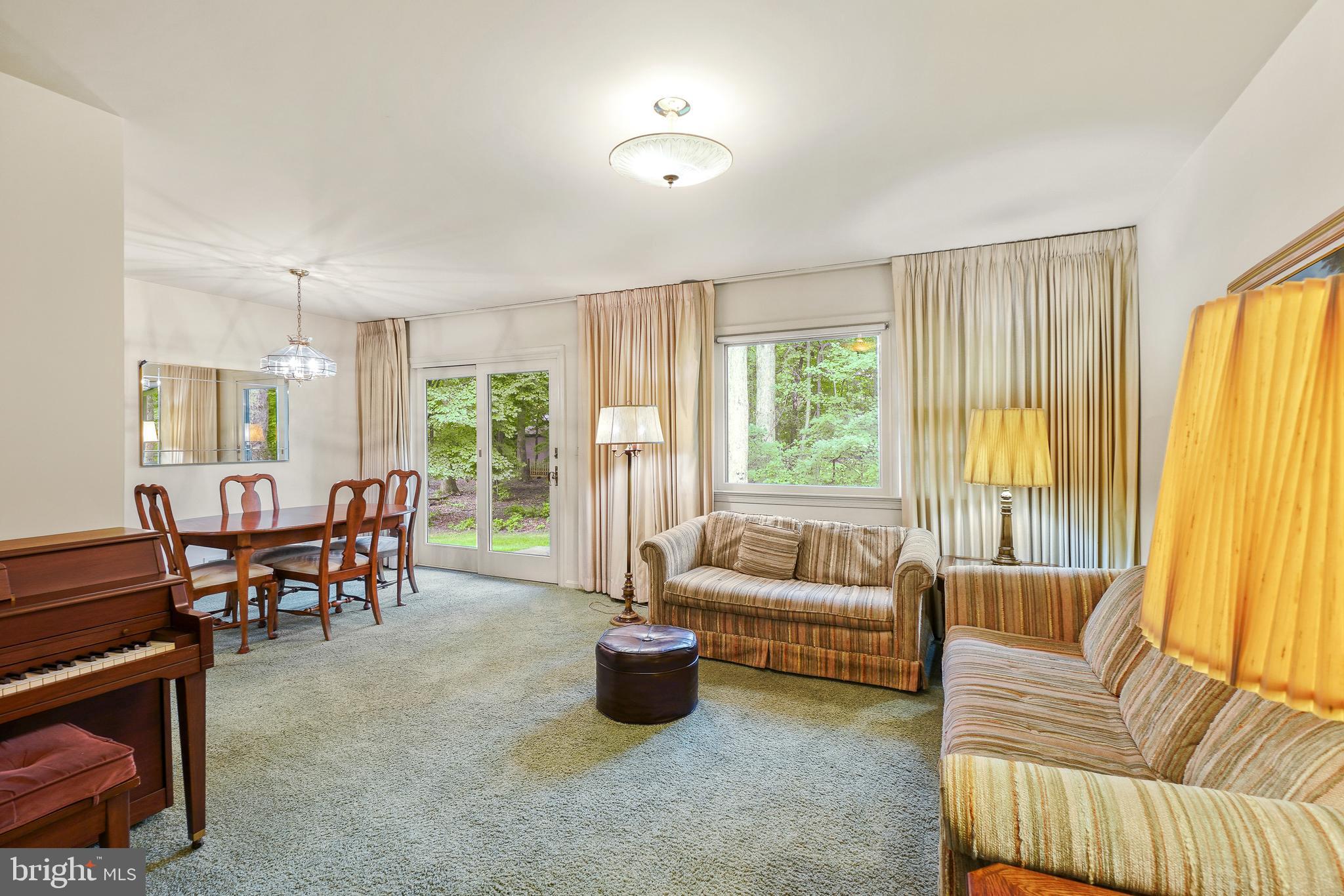 MILL CREEK TOWNE - Residential