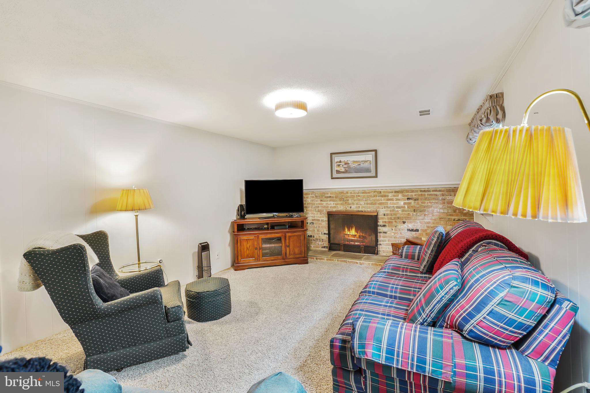 MILL CREEK TOWNE - Residential
