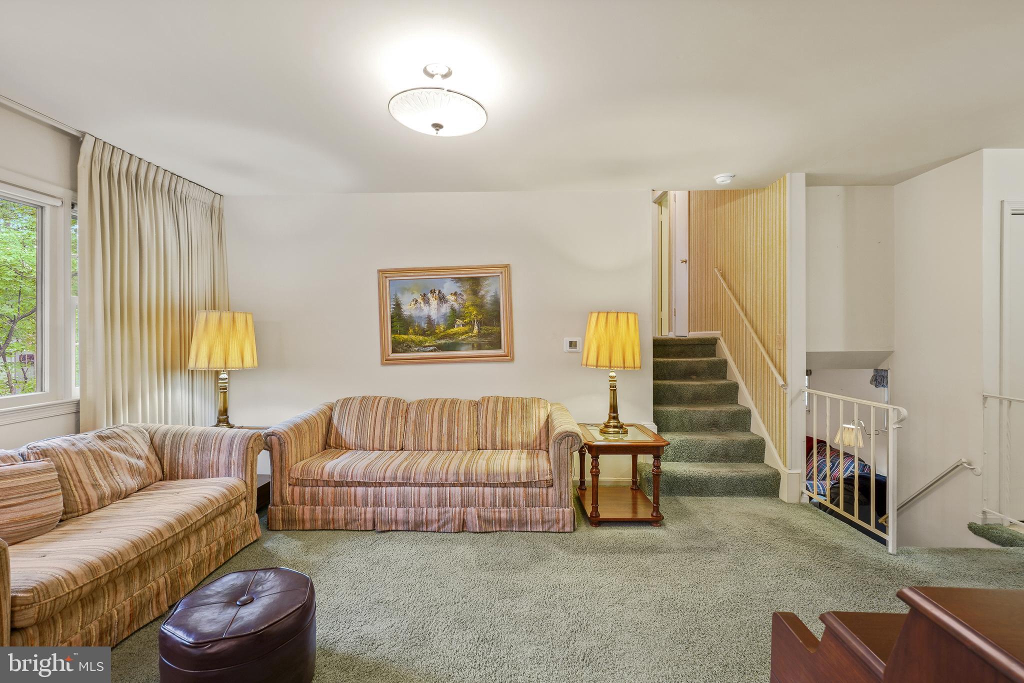 MILL CREEK TOWNE - Residential