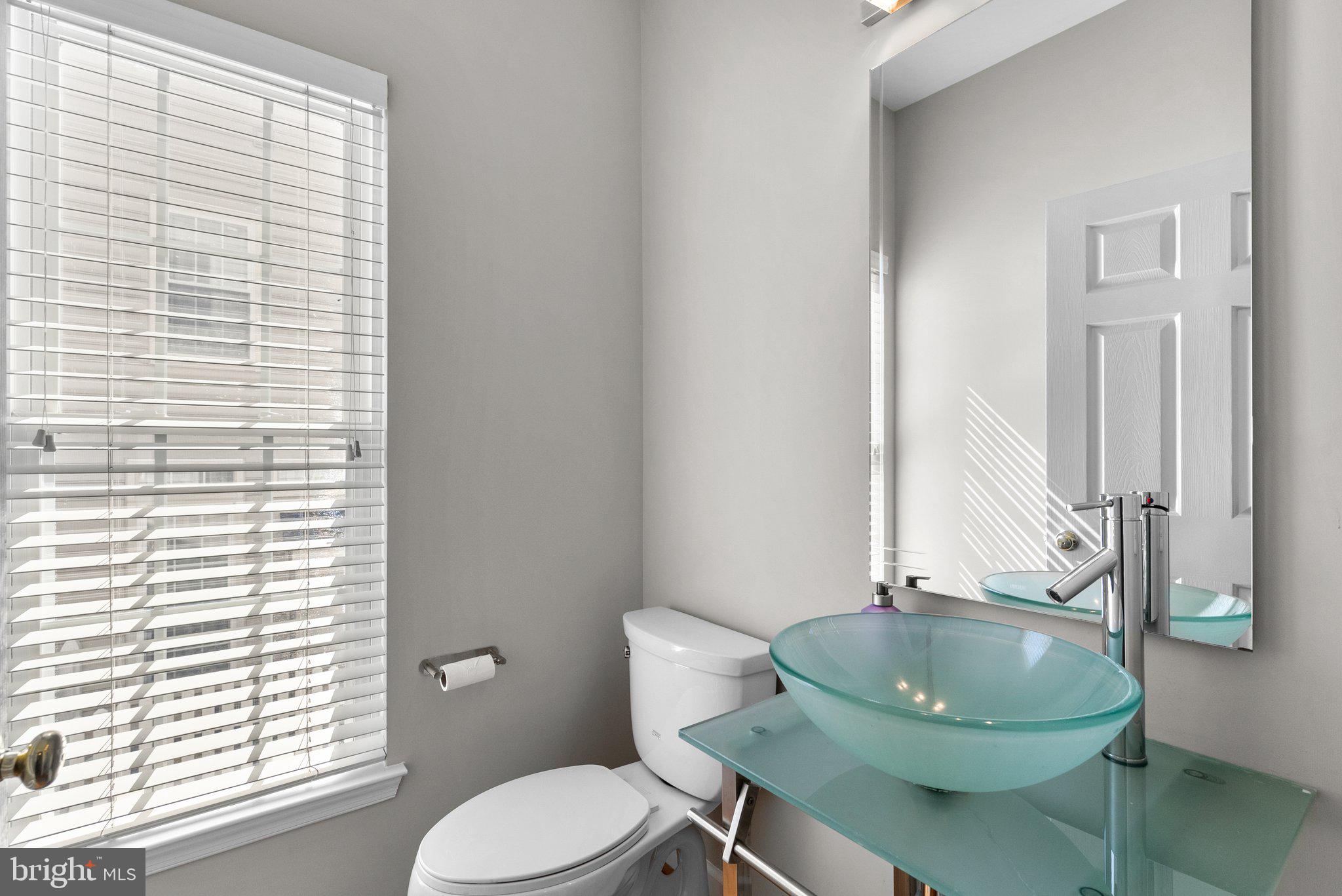 KINGSVIEW VILLAGE - Residential