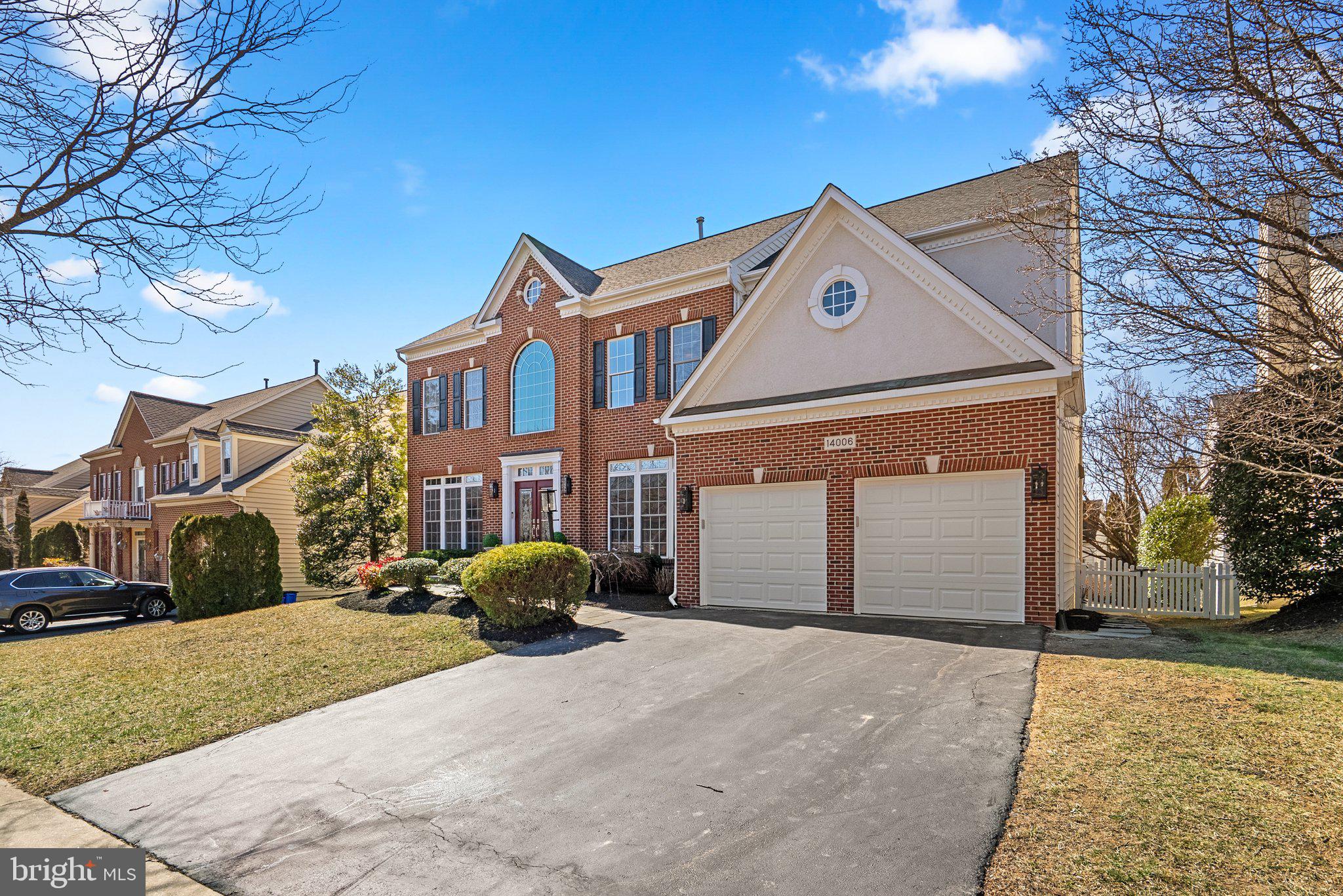 KINGSVIEW VILLAGE - Residential