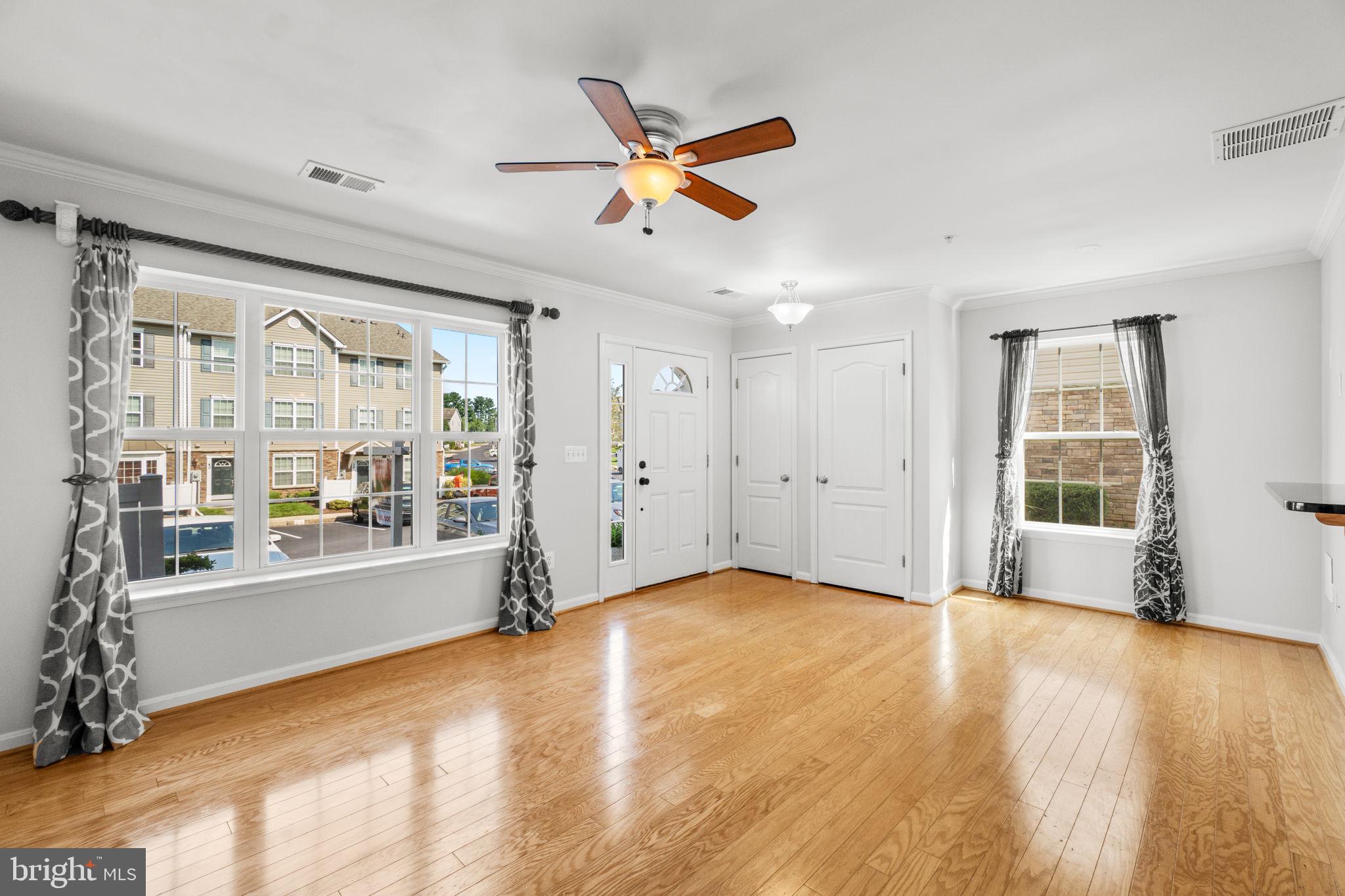 RESERVOIR RIDGE - Residential