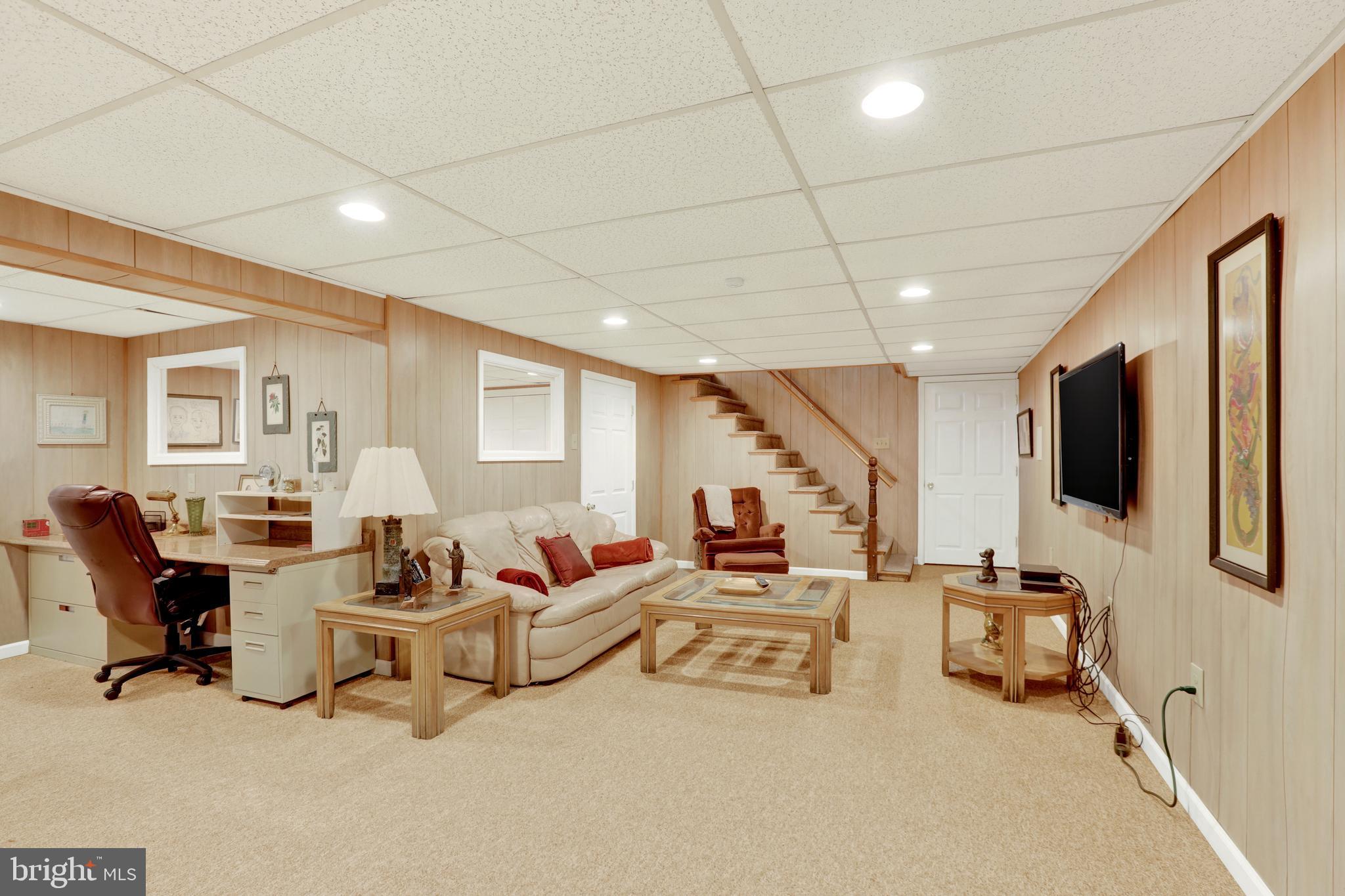 EDGEWOOD PARK - Residential