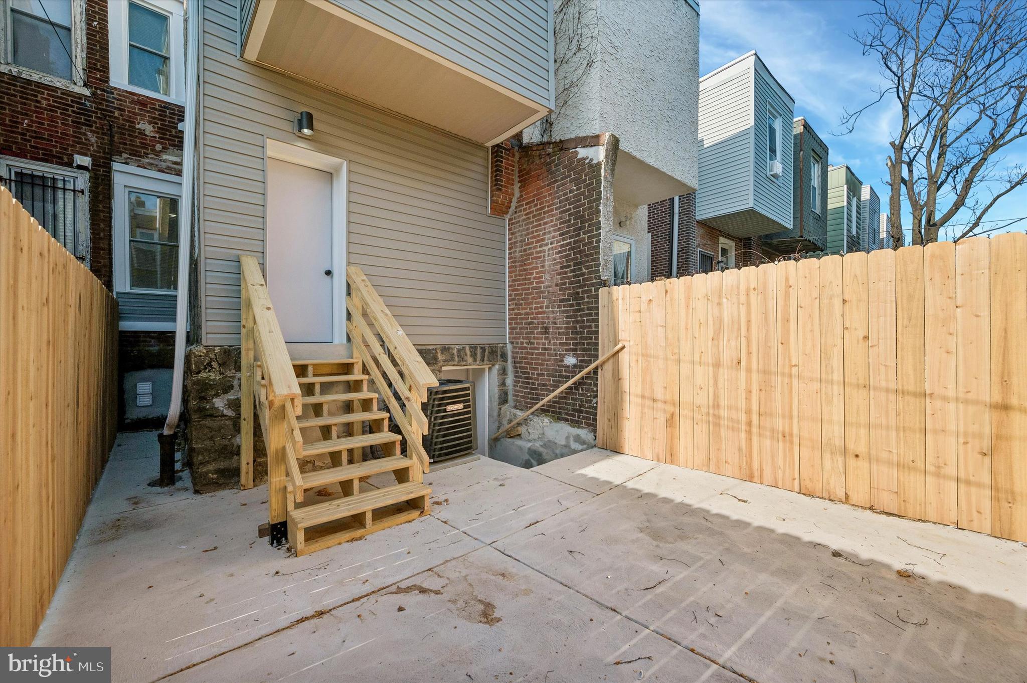 COBBS CREEK - Residential