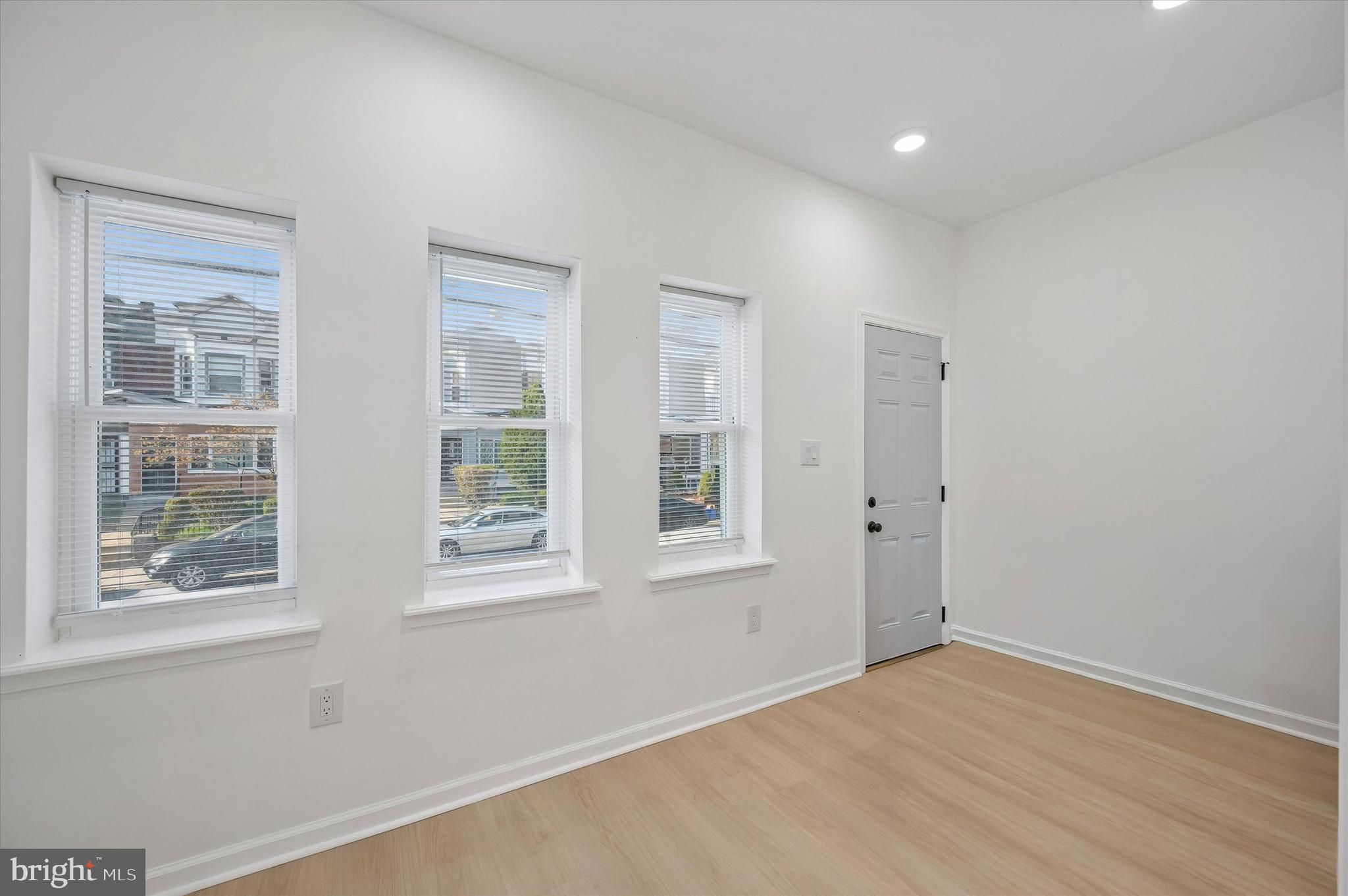 COBBS CREEK - Residential