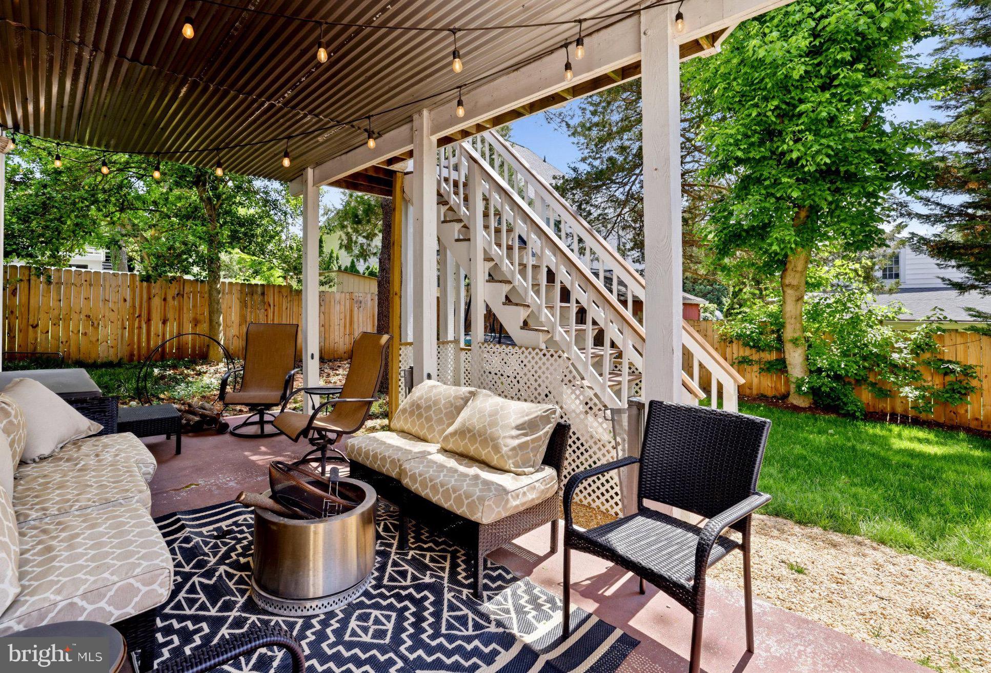 BEVERLY MANOR - Residential