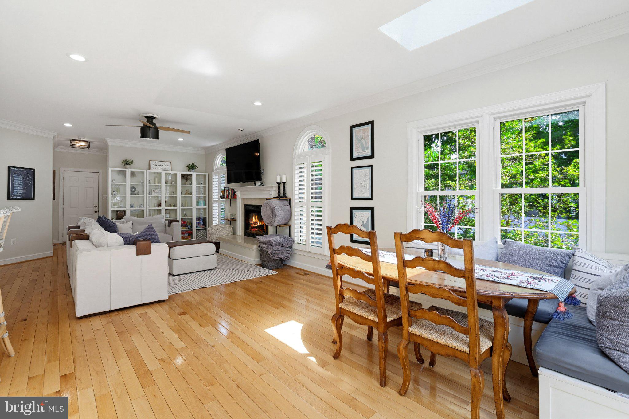 BEVERLY MANOR - Residential