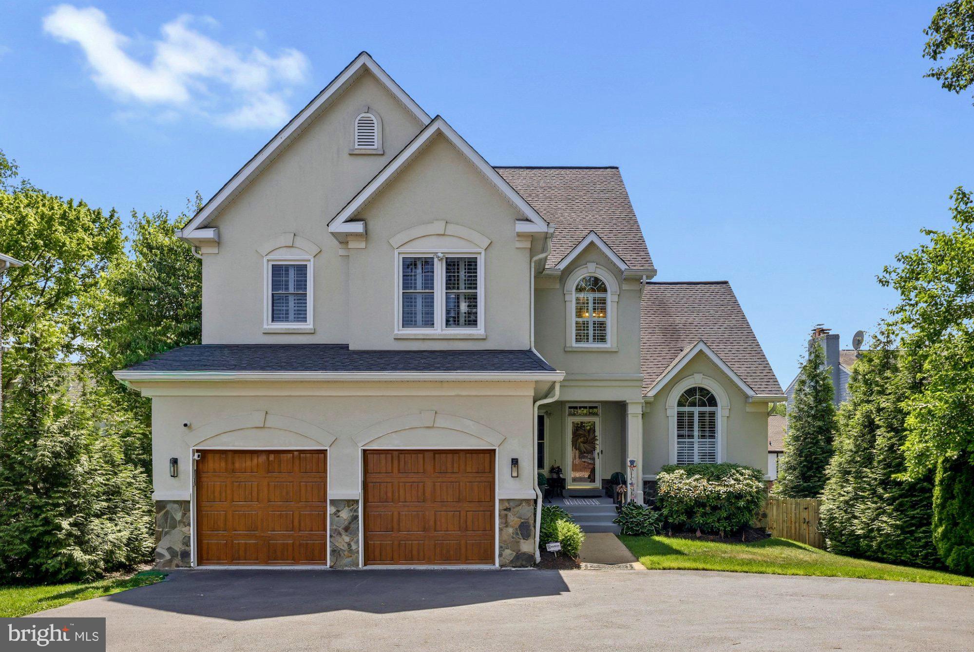 BEVERLY MANOR - Residential