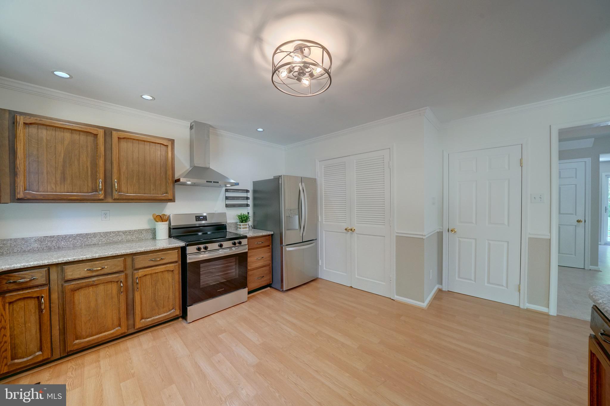 BOND MILL PARK - Residential
