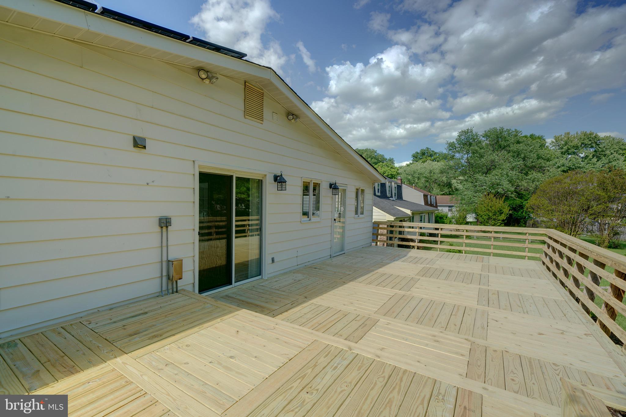 BOND MILL PARK - Residential