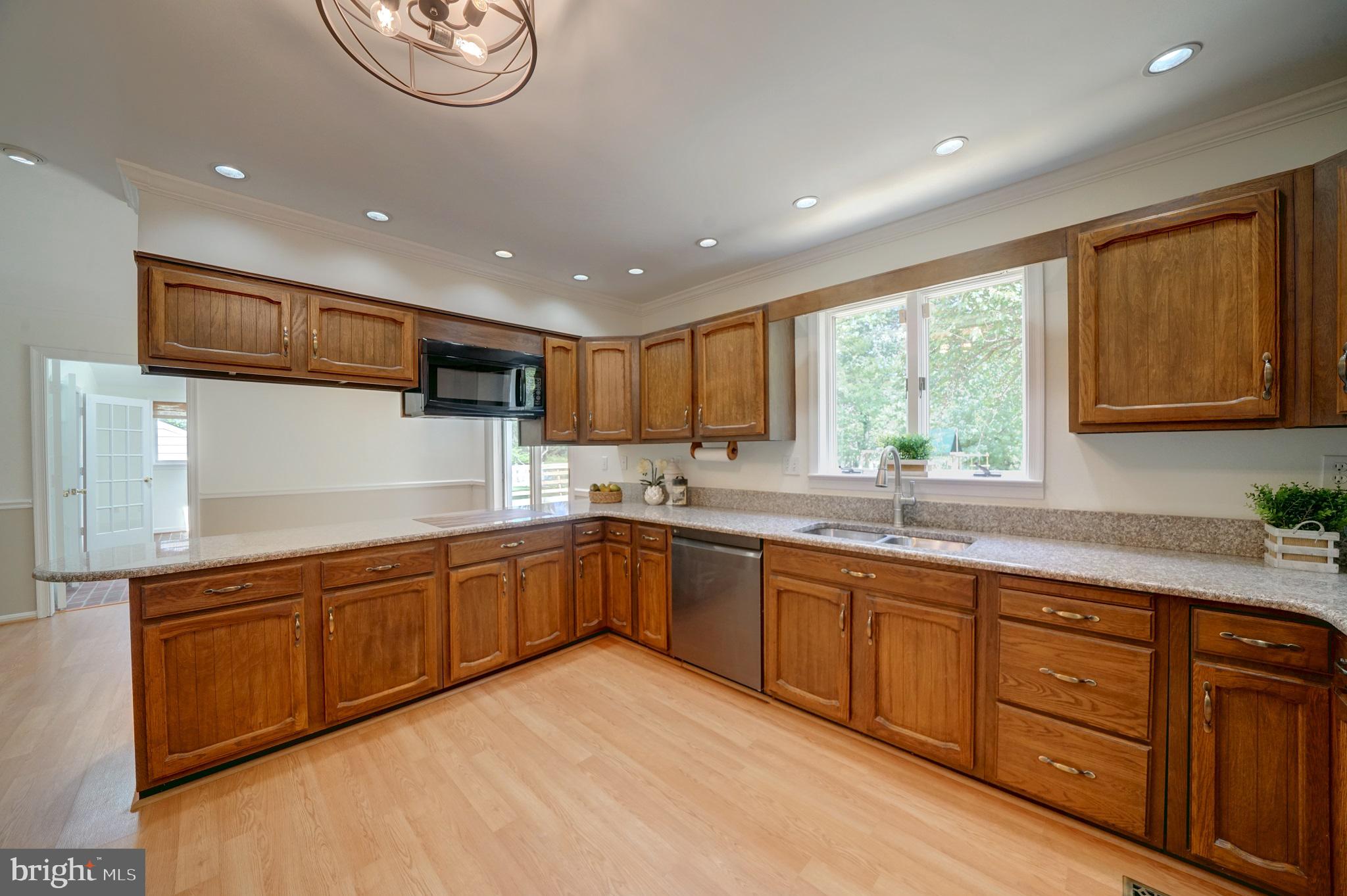 BOND MILL PARK - Residential