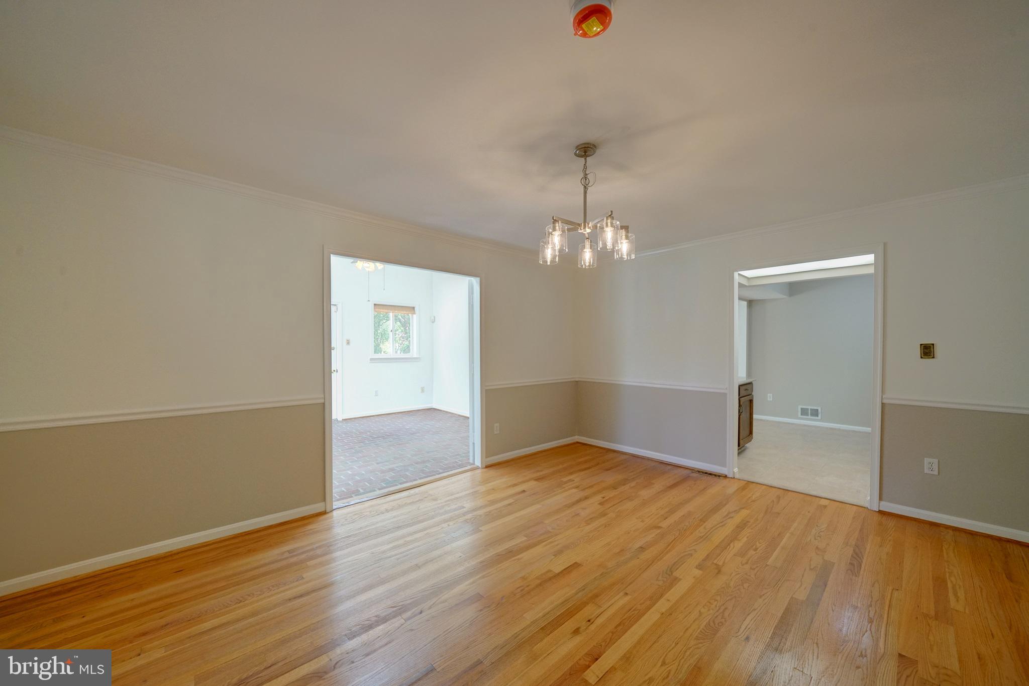 BOND MILL PARK - Residential