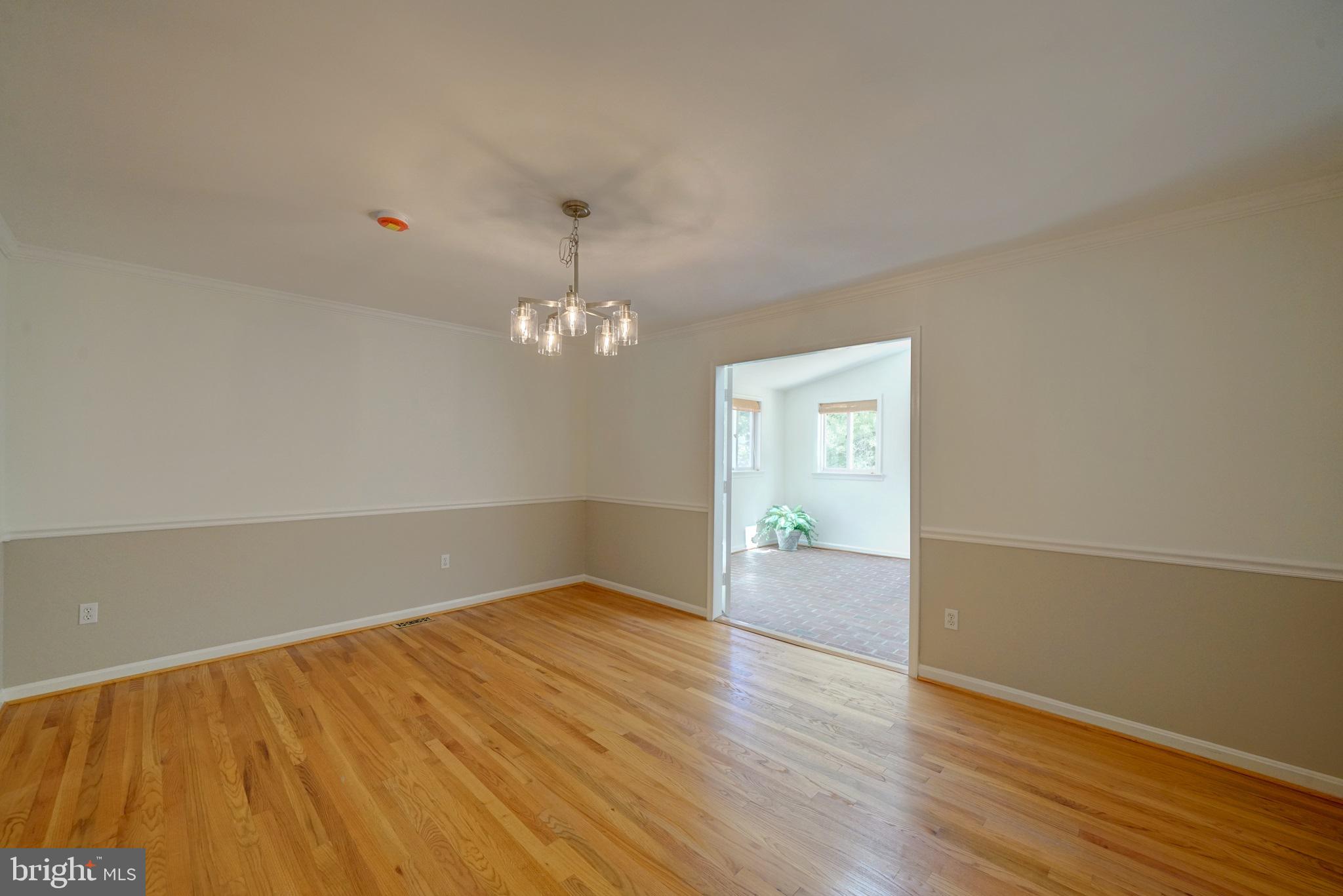 BOND MILL PARK - Residential