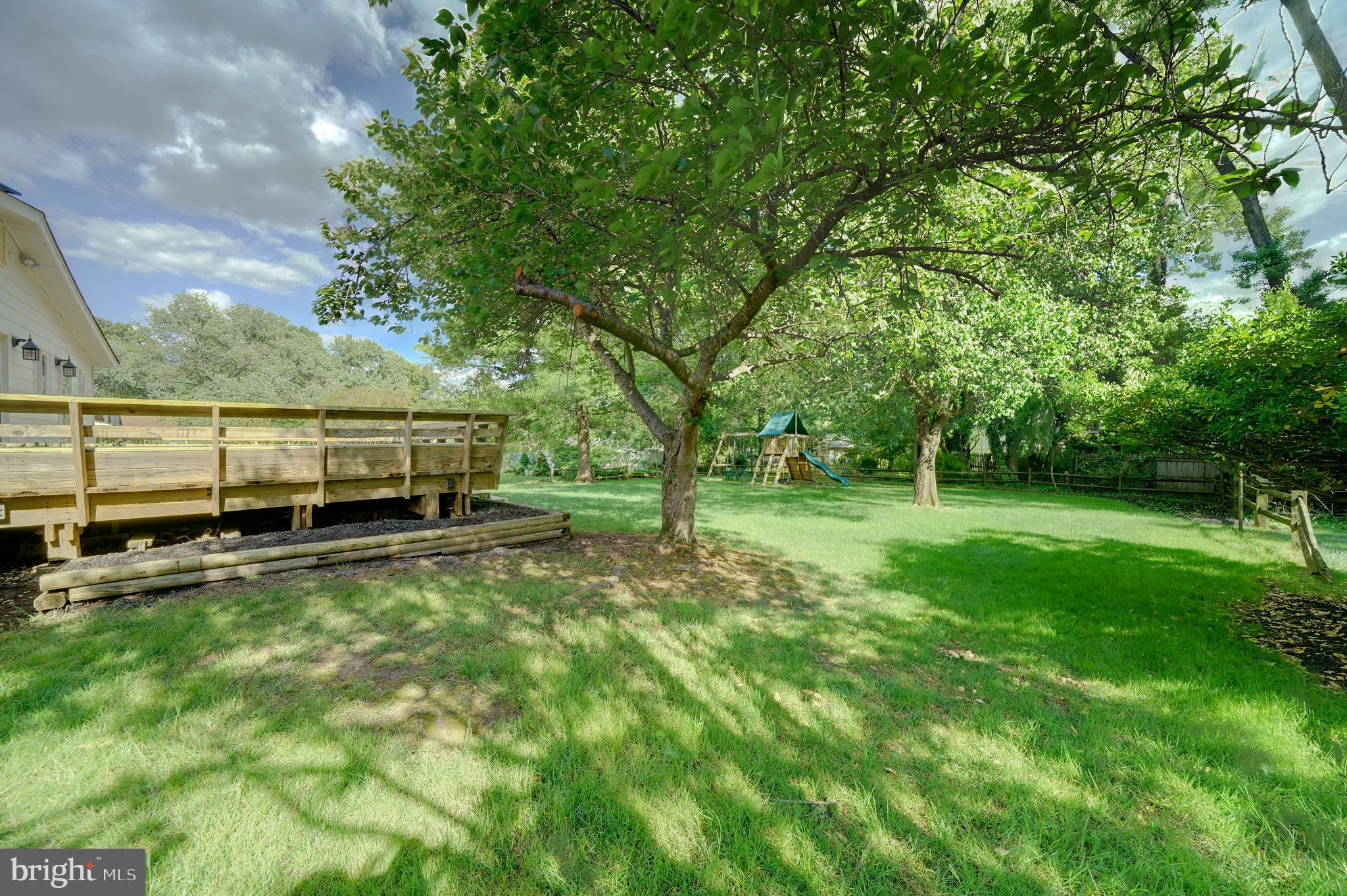 BOND MILL PARK - Residential