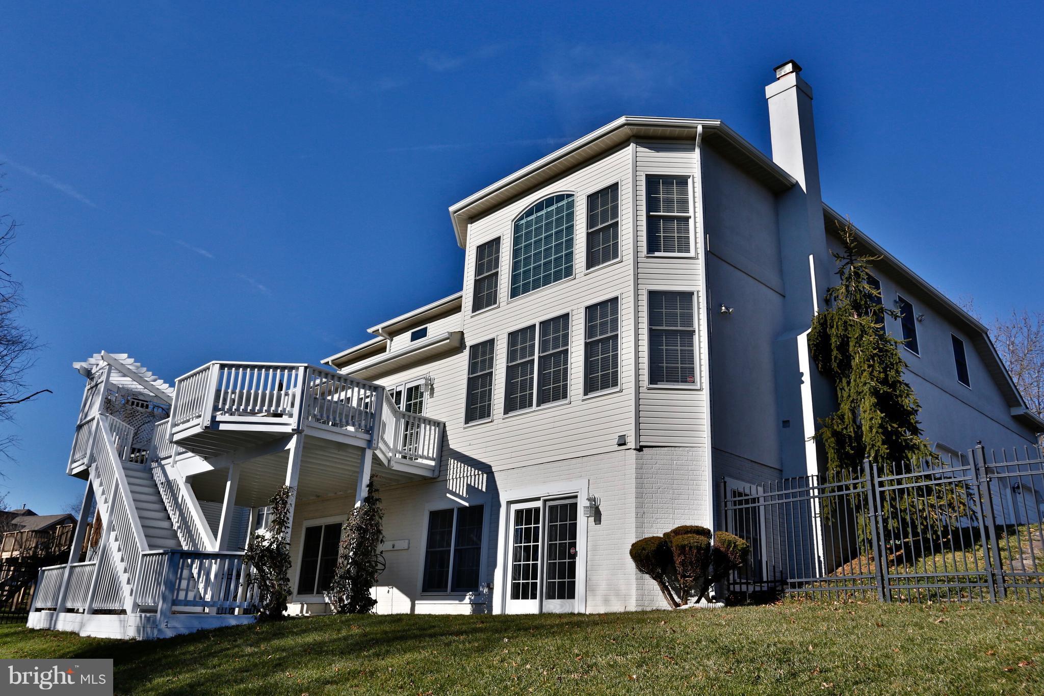 PINEY GLEN VILLAGE - Residential