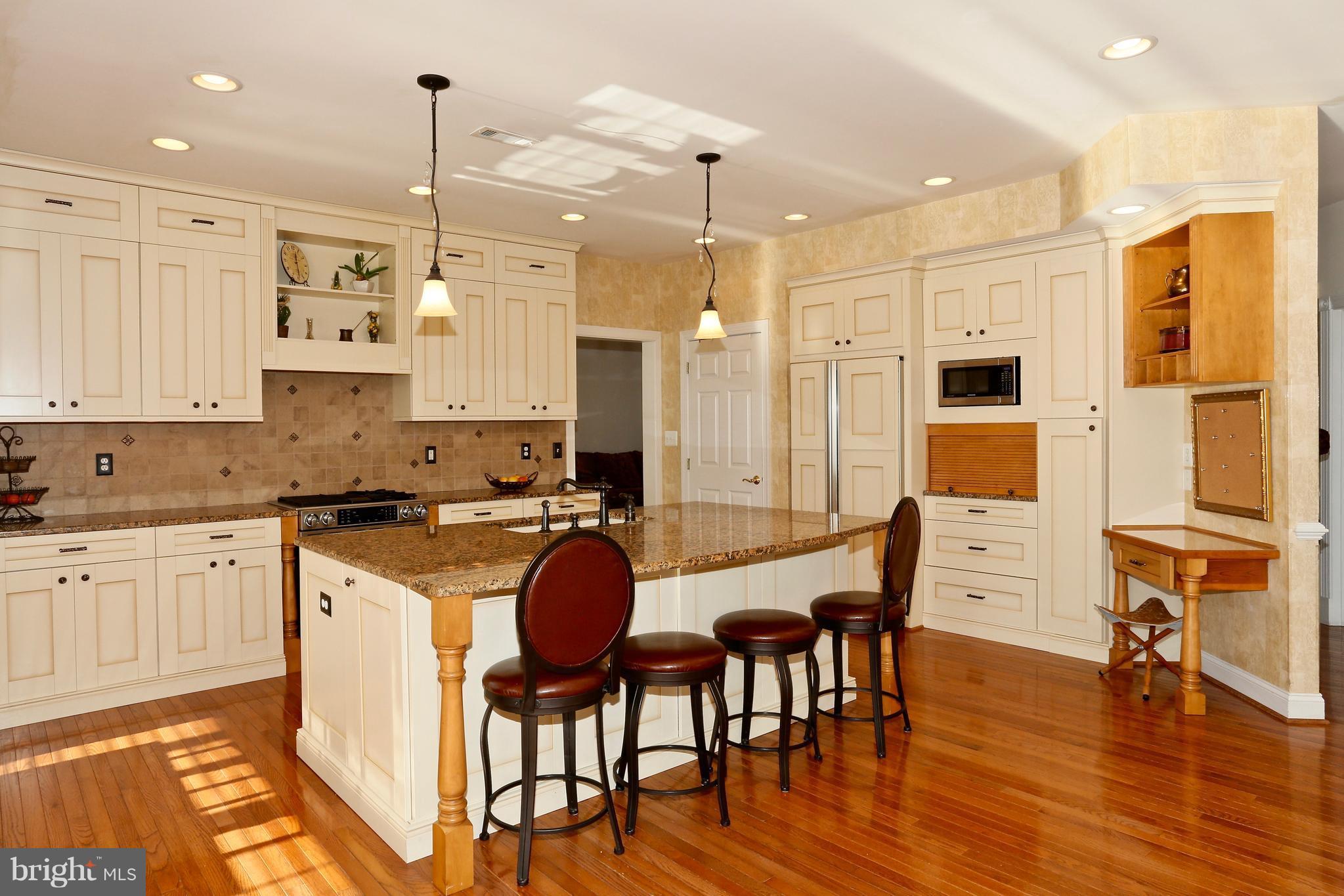 PINEY GLEN VILLAGE - Residential