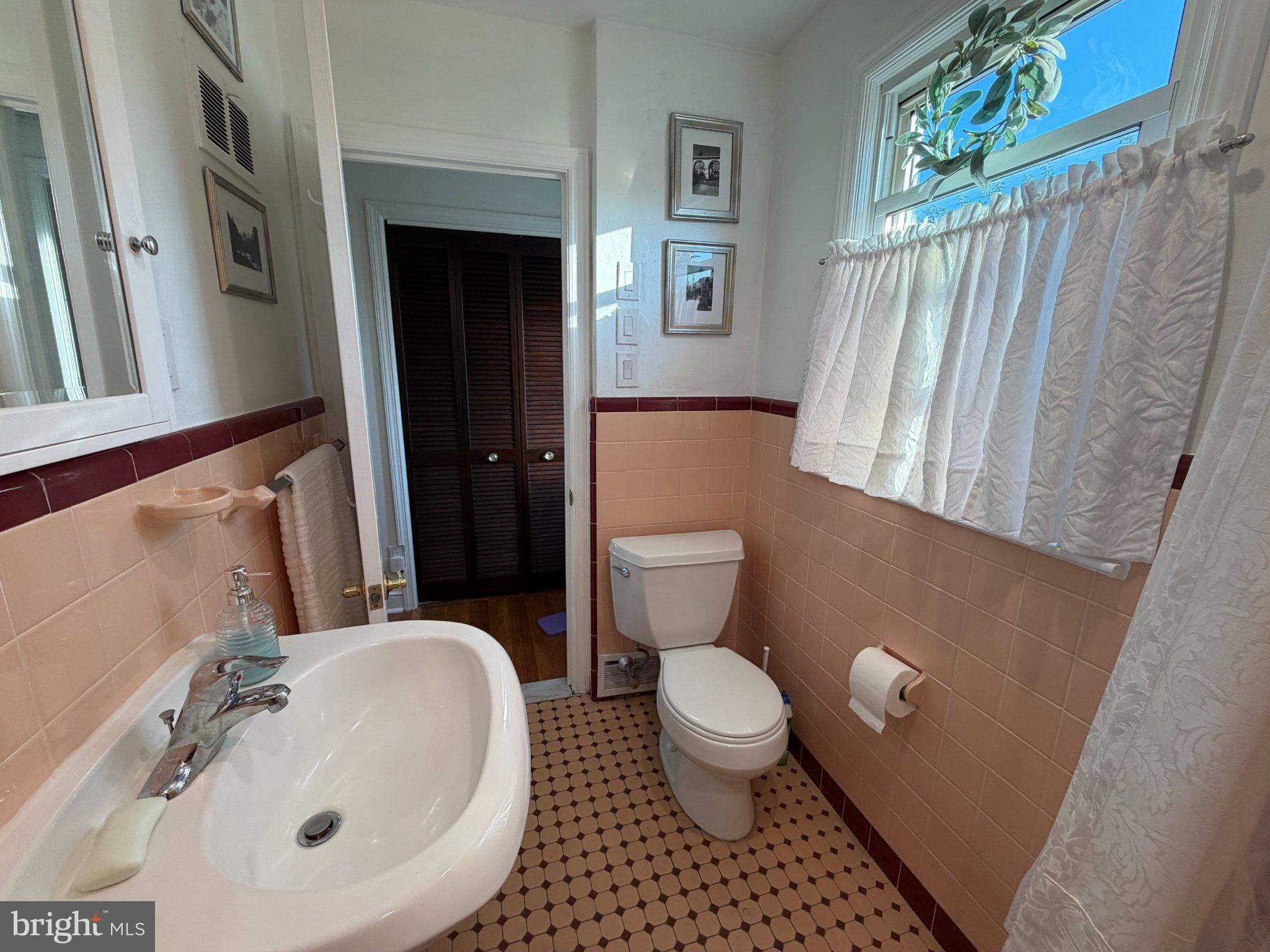 DREXEL HILL - Residential