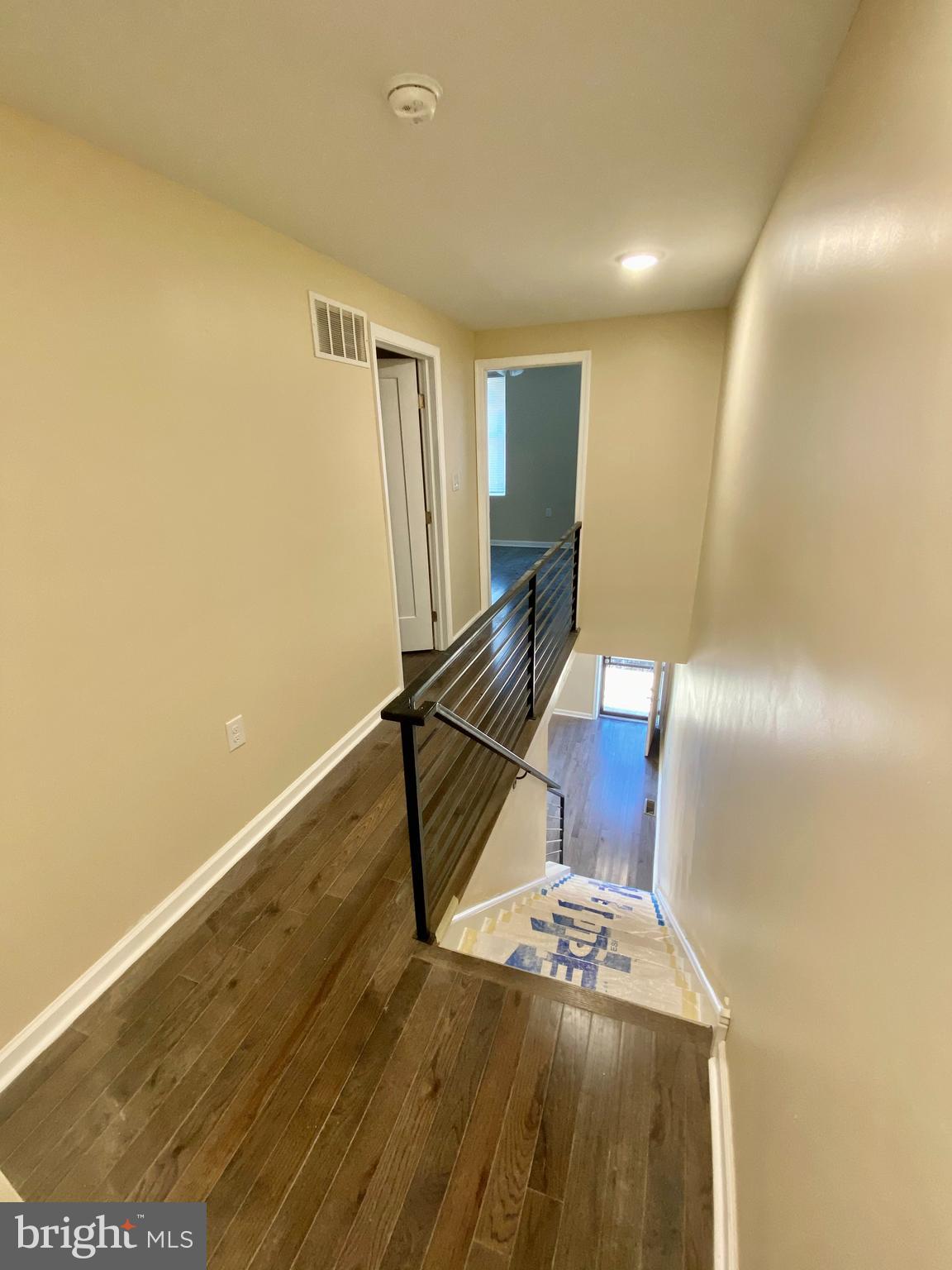 KENSINGTON - Residential