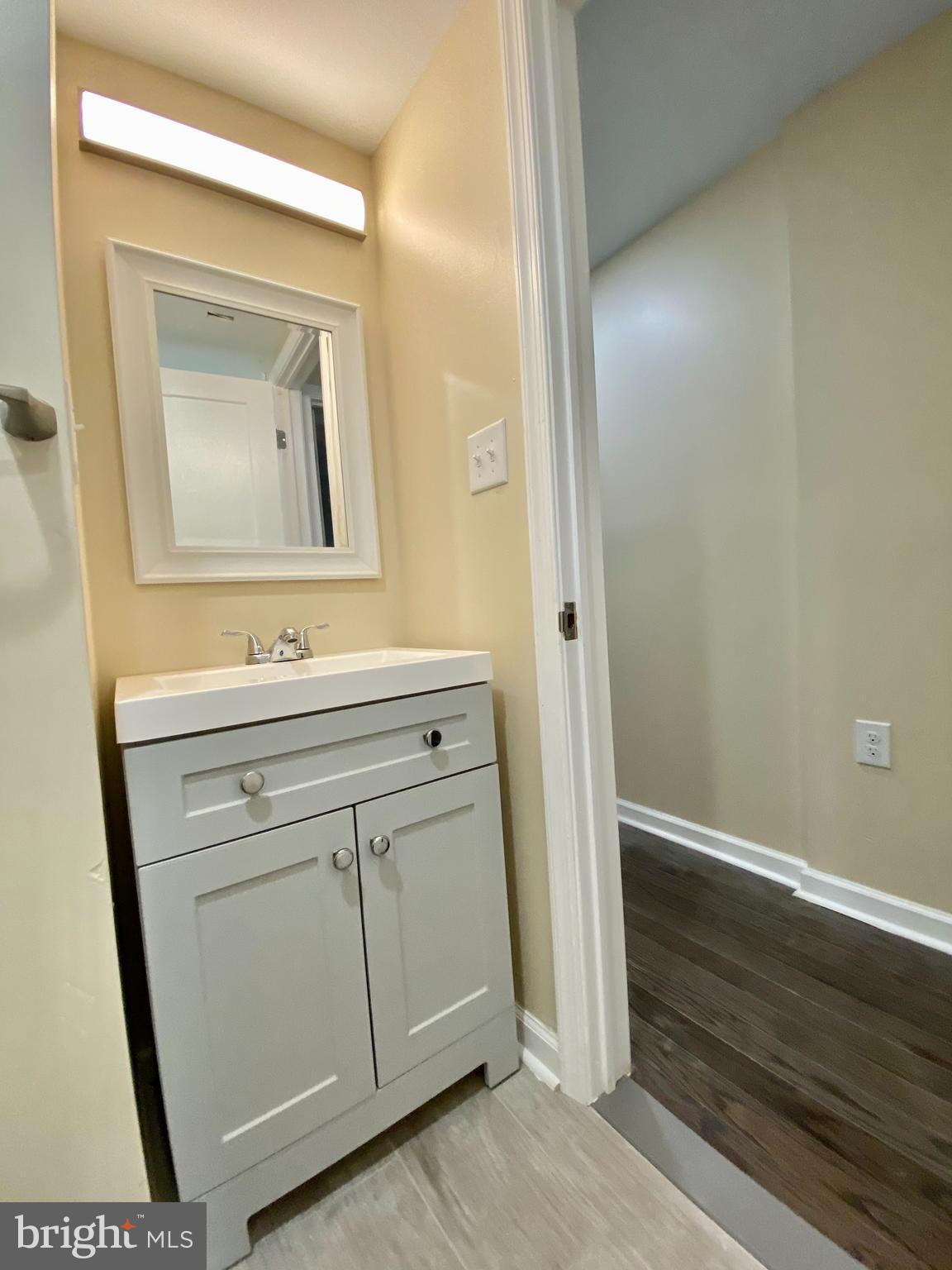 KENSINGTON - Residential