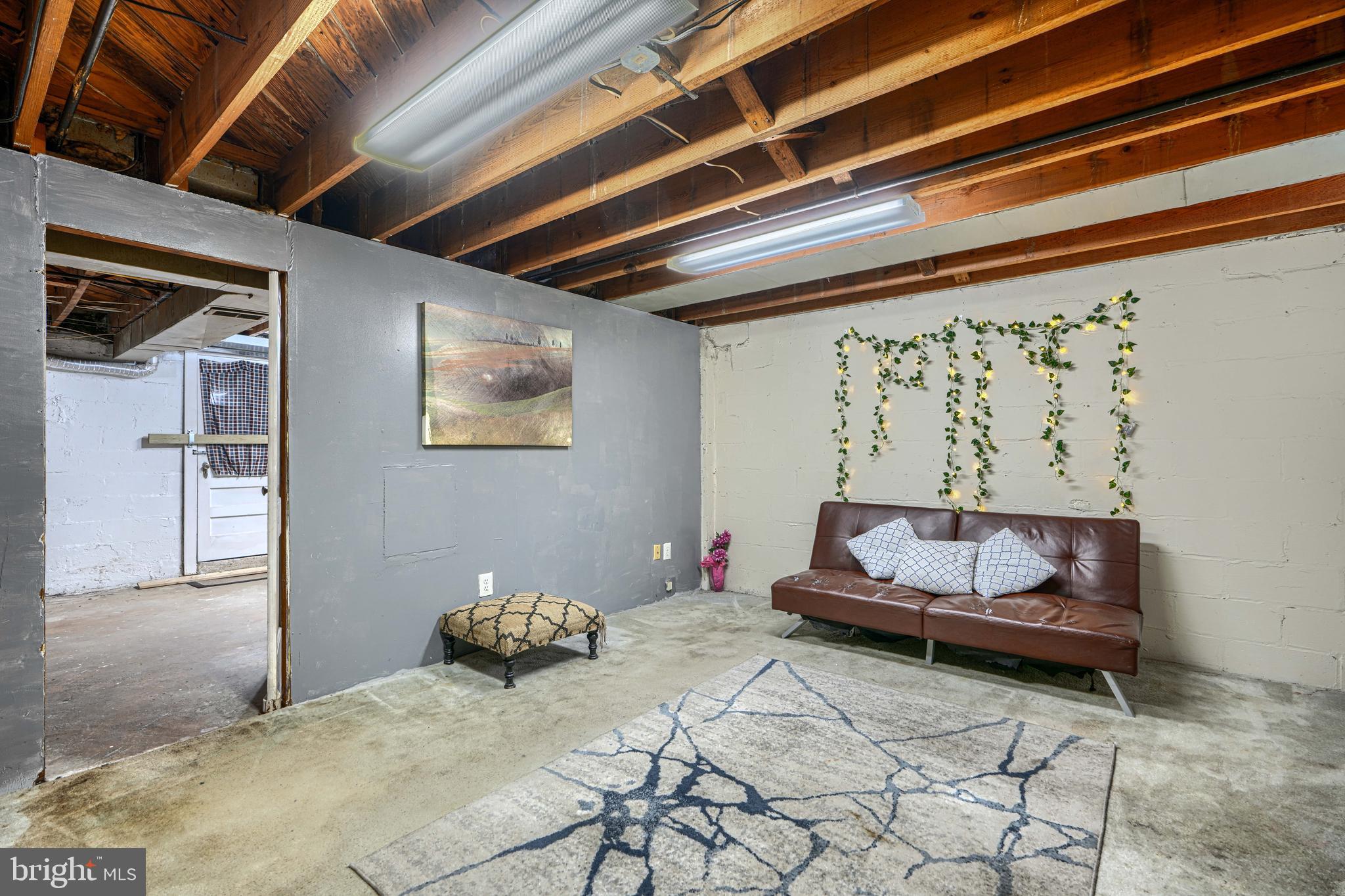 RIDGELEIGH - Residential